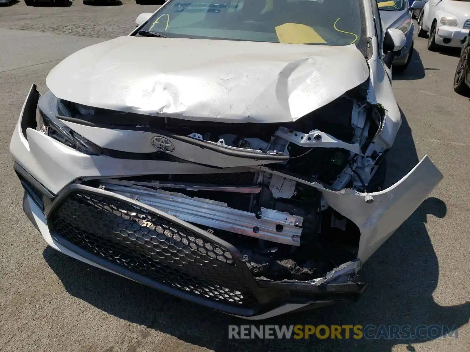 9 Photograph of a damaged car 5YFS4MCE7MP063751 TOYOTA COROLLA 2021