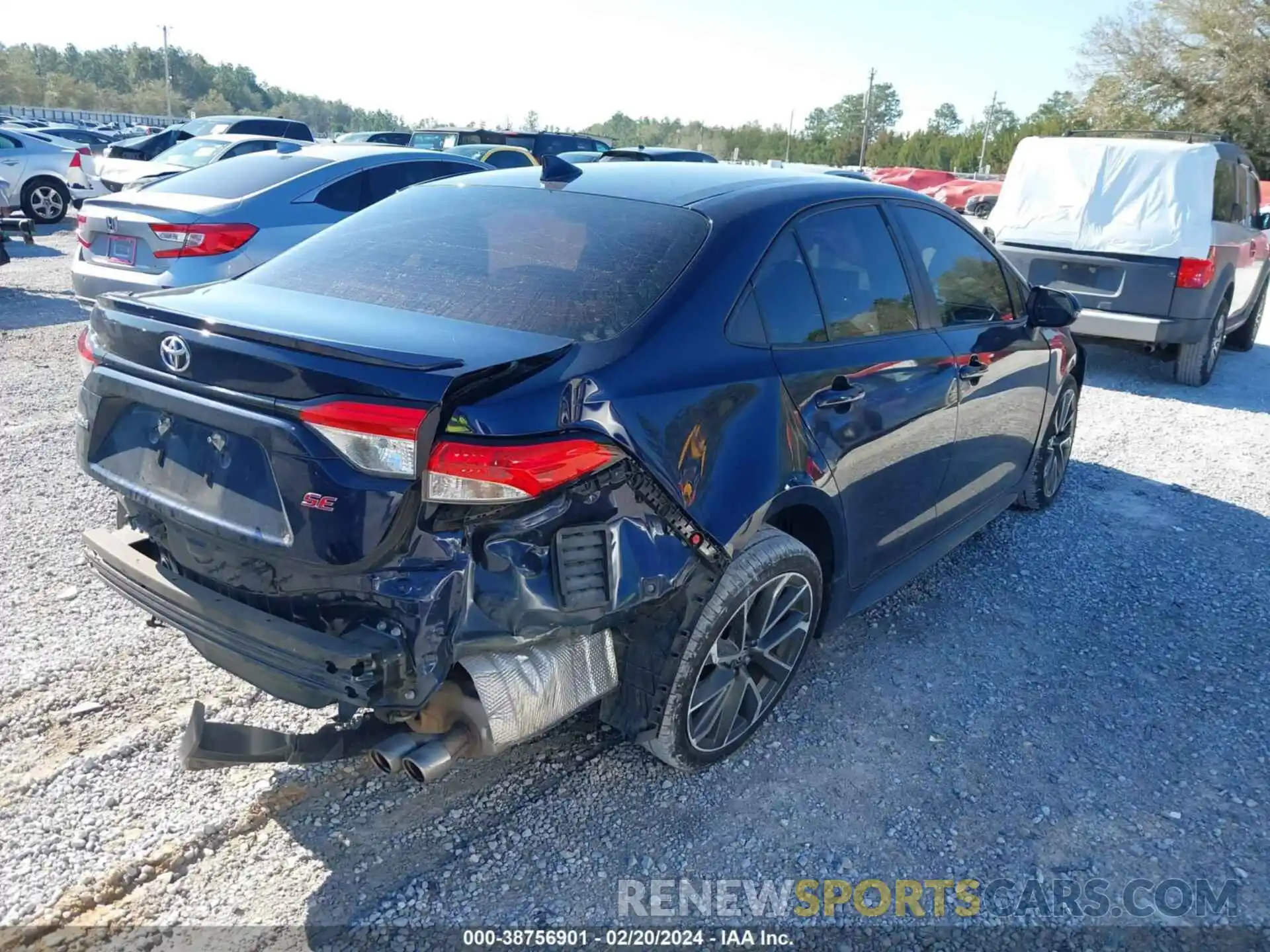 4 Photograph of a damaged car 5YFS4MCE7MP065855 TOYOTA COROLLA 2021