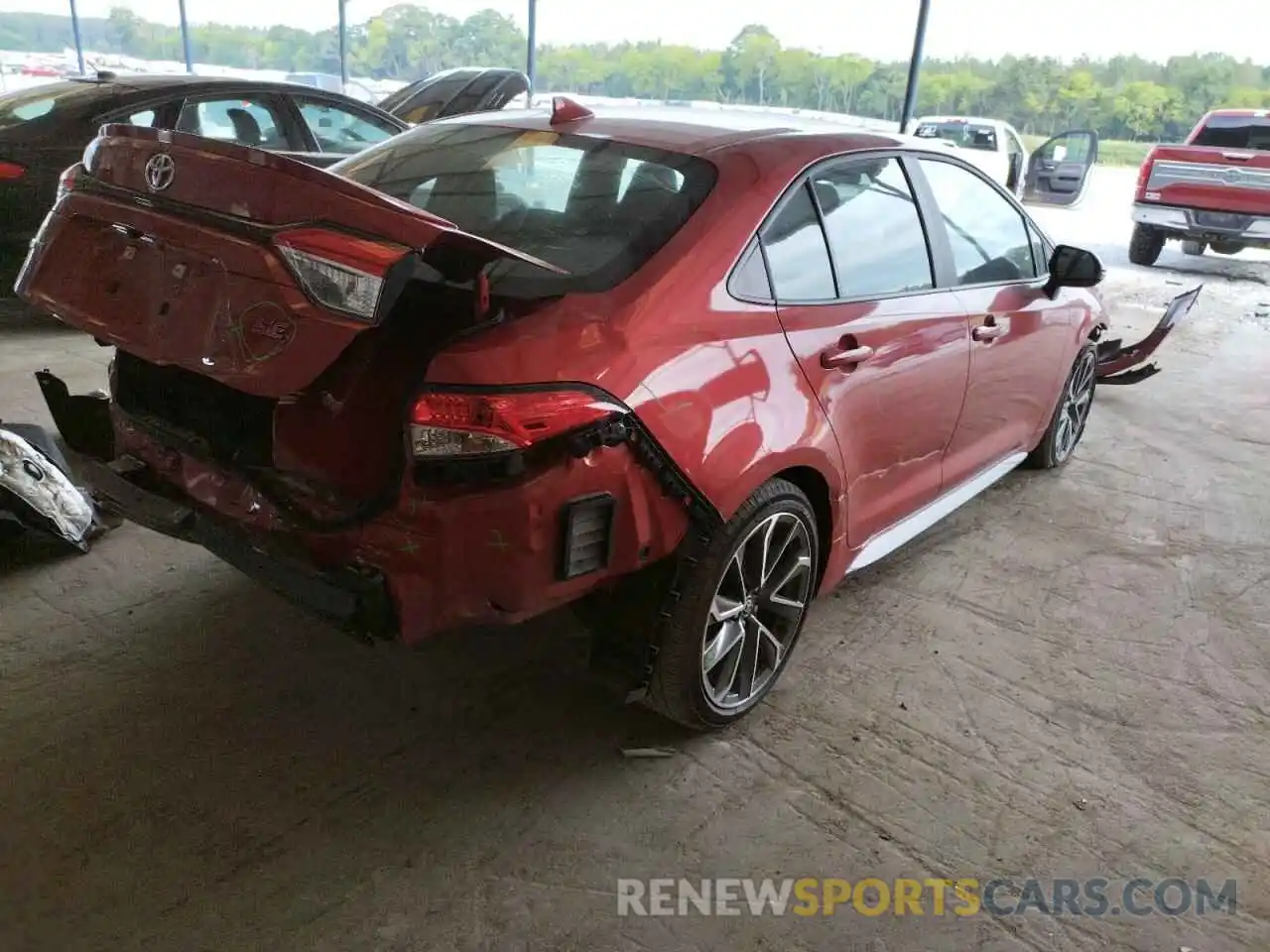 4 Photograph of a damaged car 5YFS4MCE7MP066293 TOYOTA COROLLA 2021