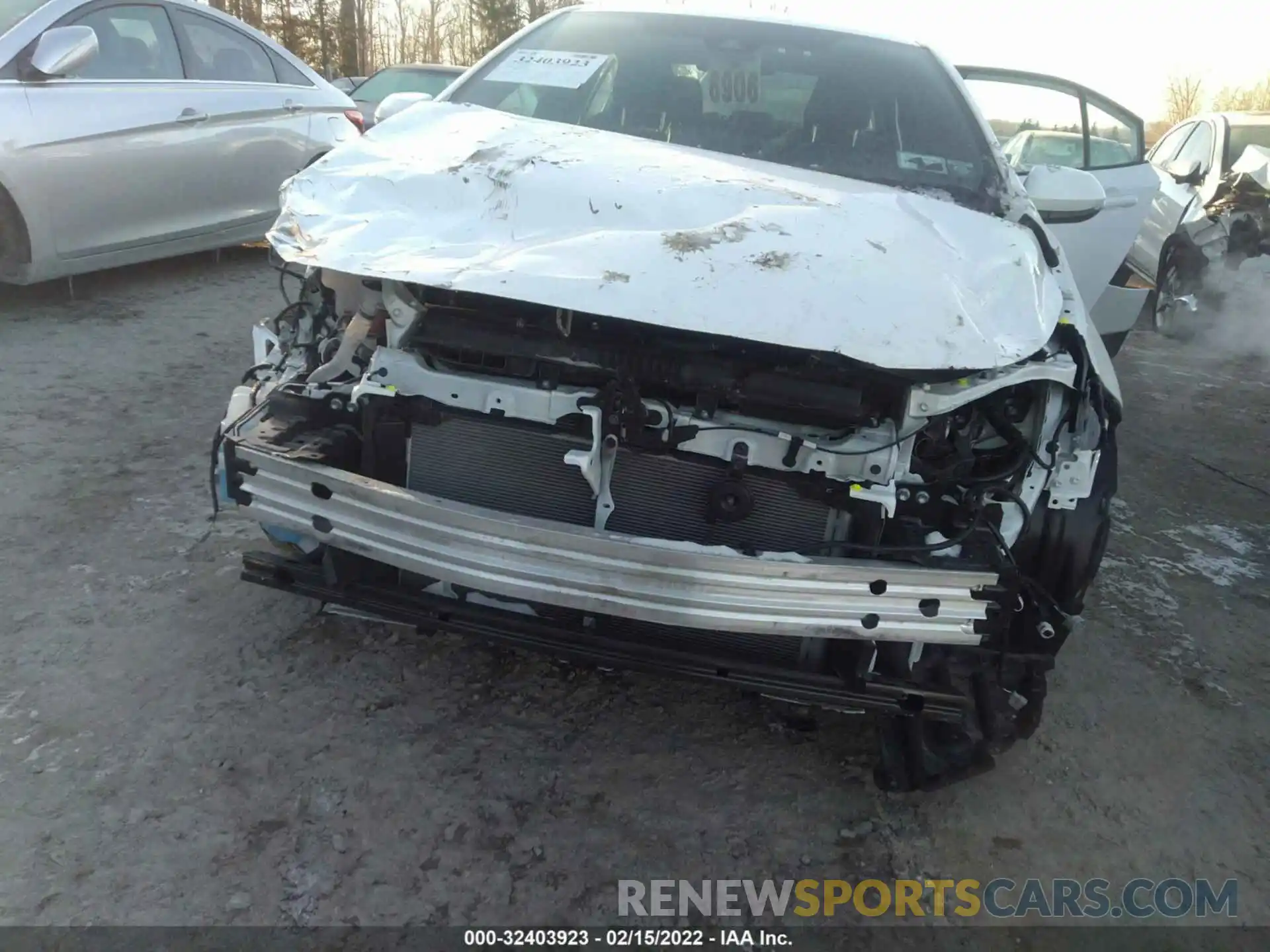 6 Photograph of a damaged car 5YFS4MCE7MP067640 TOYOTA COROLLA 2021