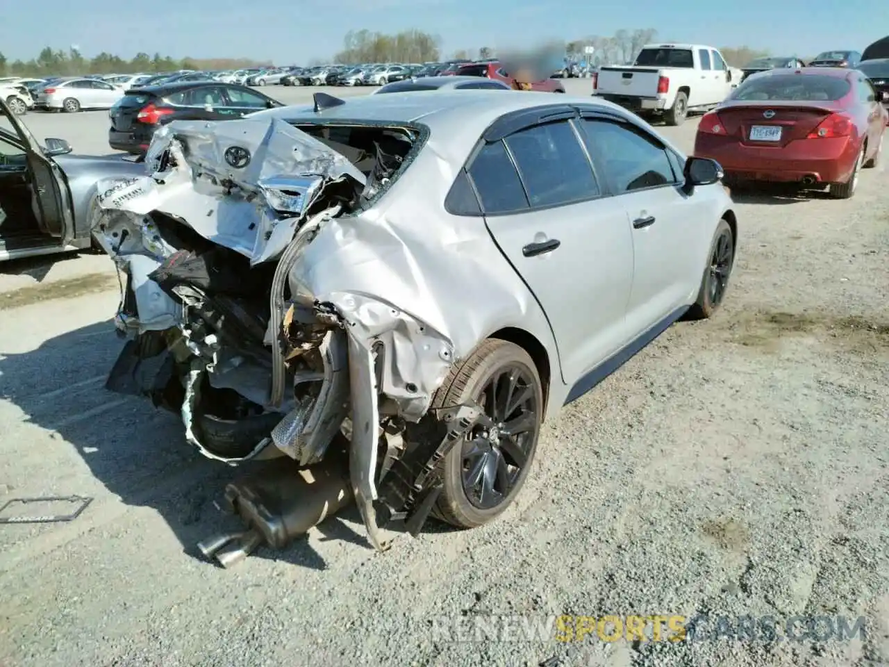 4 Photograph of a damaged car 5YFS4MCE7MP070912 TOYOTA COROLLA 2021