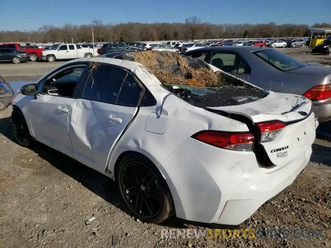 3 Photograph of a damaged car 5YFS4MCE7MP077343 TOYOTA COROLLA 2021