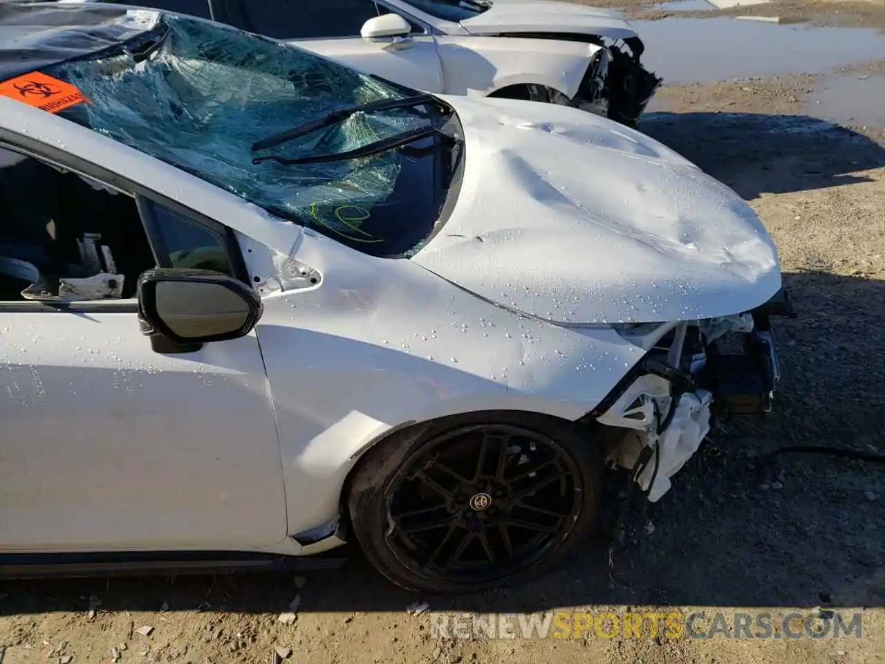 9 Photograph of a damaged car 5YFS4MCE7MP077343 TOYOTA COROLLA 2021