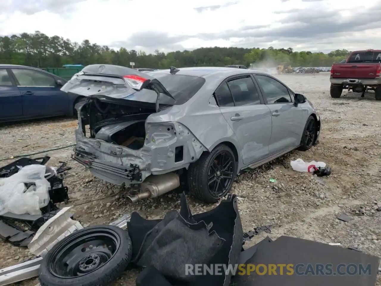 4 Photograph of a damaged car 5YFS4MCE7MP078427 TOYOTA COROLLA 2021