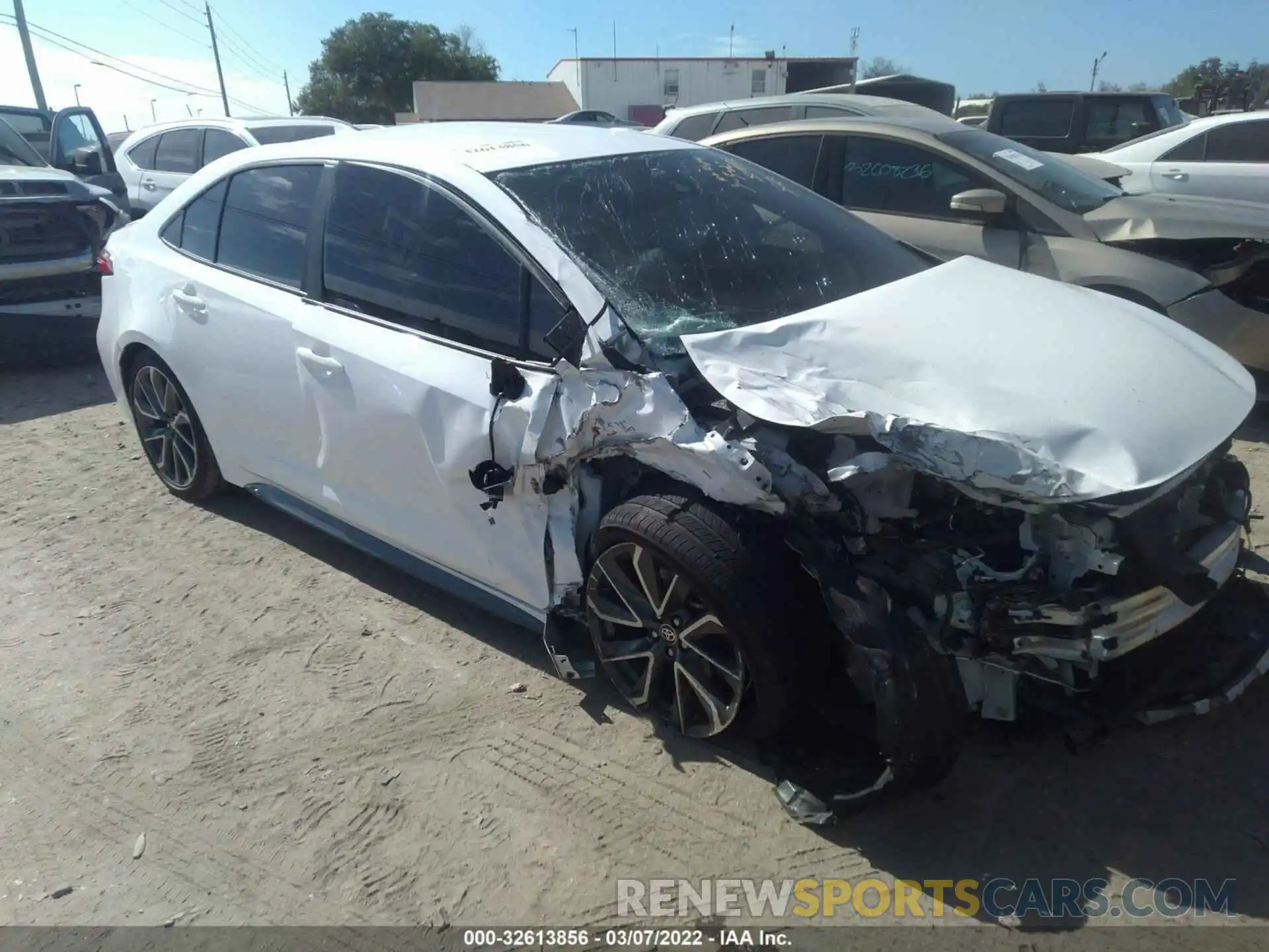 1 Photograph of a damaged car 5YFS4MCE7MP086642 TOYOTA COROLLA 2021