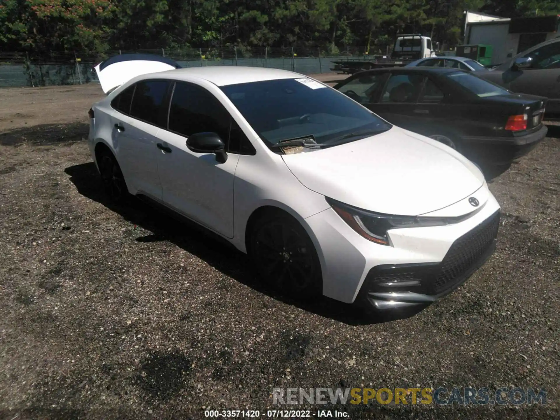 1 Photograph of a damaged car 5YFS4MCE7MP088990 TOYOTA COROLLA 2021