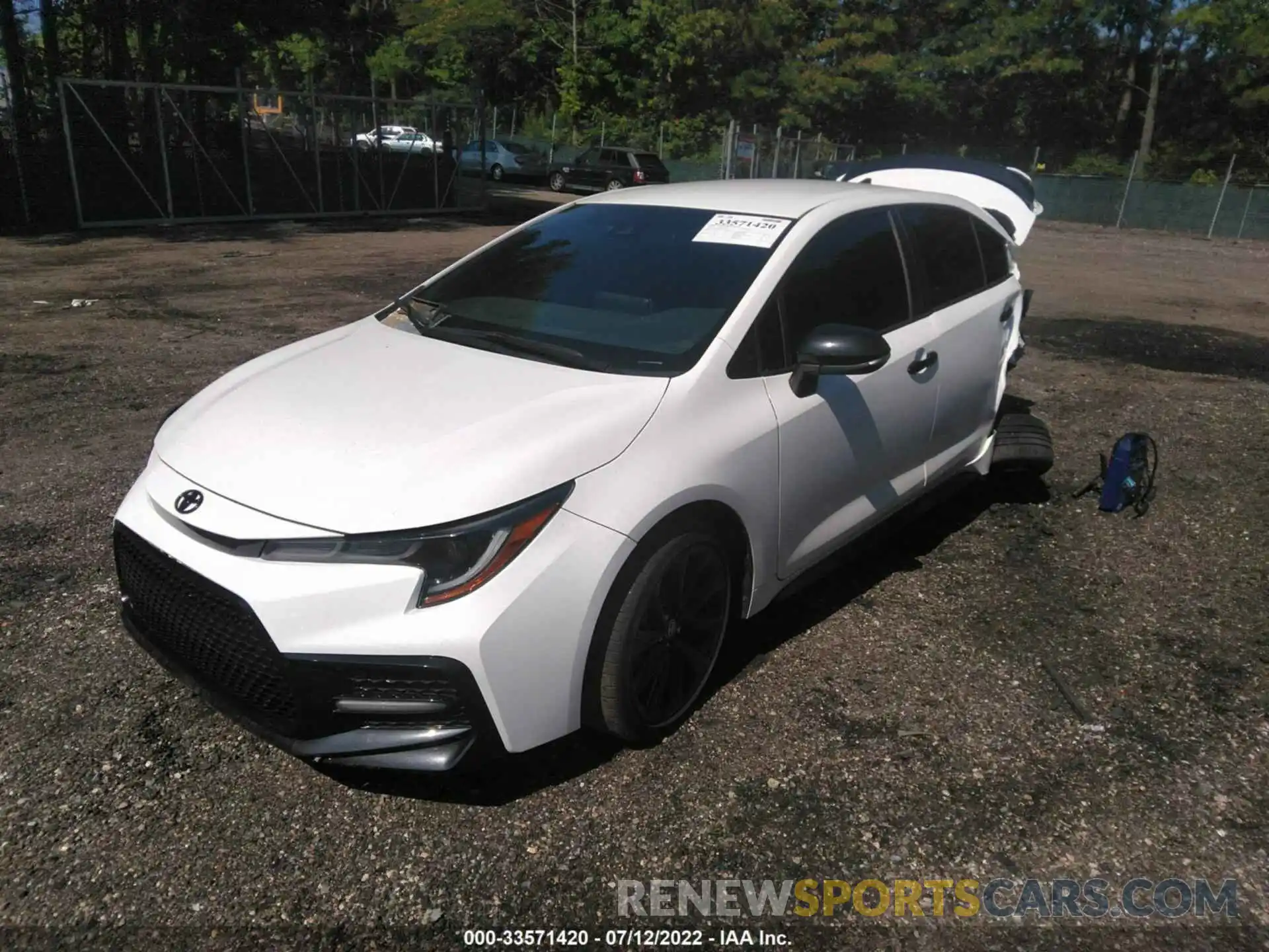 2 Photograph of a damaged car 5YFS4MCE7MP088990 TOYOTA COROLLA 2021