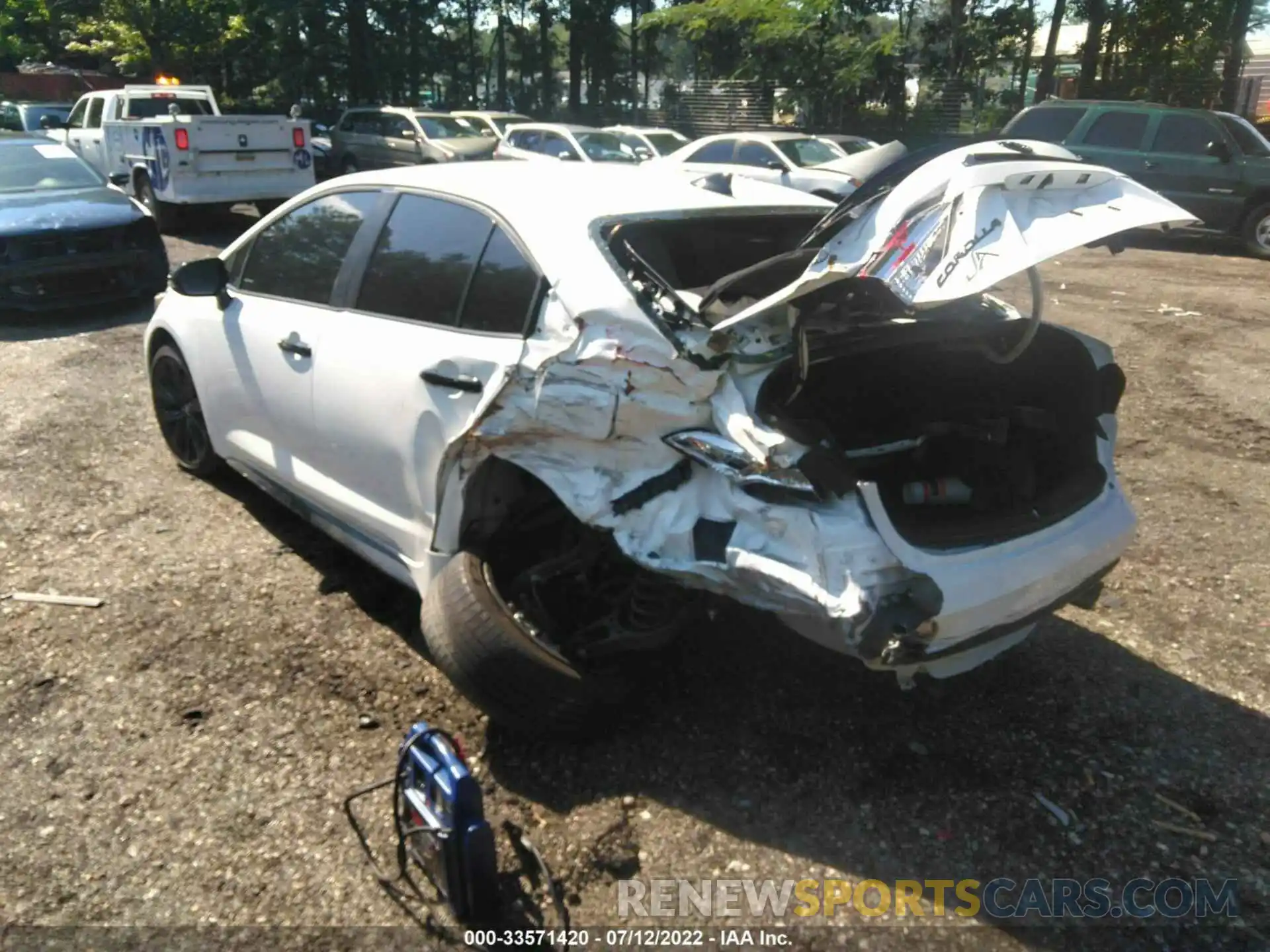 3 Photograph of a damaged car 5YFS4MCE7MP088990 TOYOTA COROLLA 2021