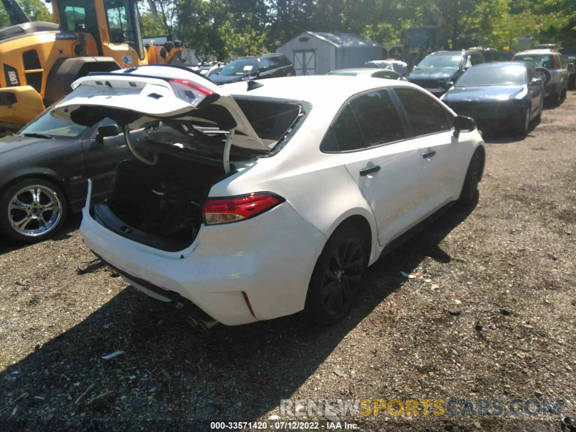 4 Photograph of a damaged car 5YFS4MCE7MP088990 TOYOTA COROLLA 2021