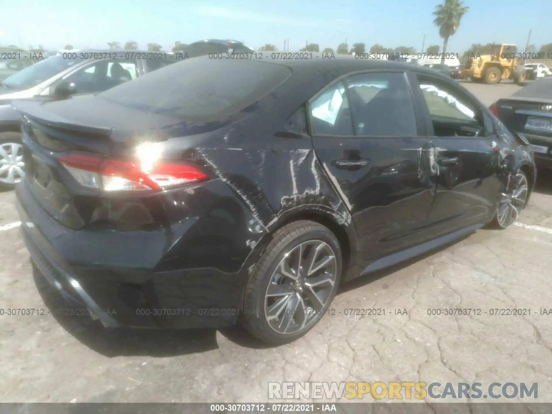 4 Photograph of a damaged car 5YFS4MCE7MP089783 TOYOTA COROLLA 2021