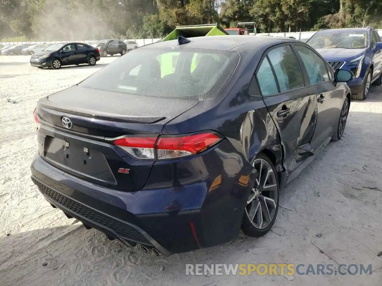 4 Photograph of a damaged car 5YFS4MCE7MP092778 TOYOTA COROLLA 2021