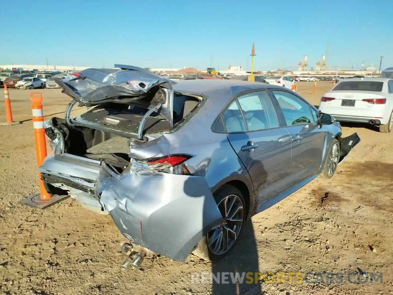 4 Photograph of a damaged car 5YFS4MCE7MP093493 TOYOTA COROLLA 2021