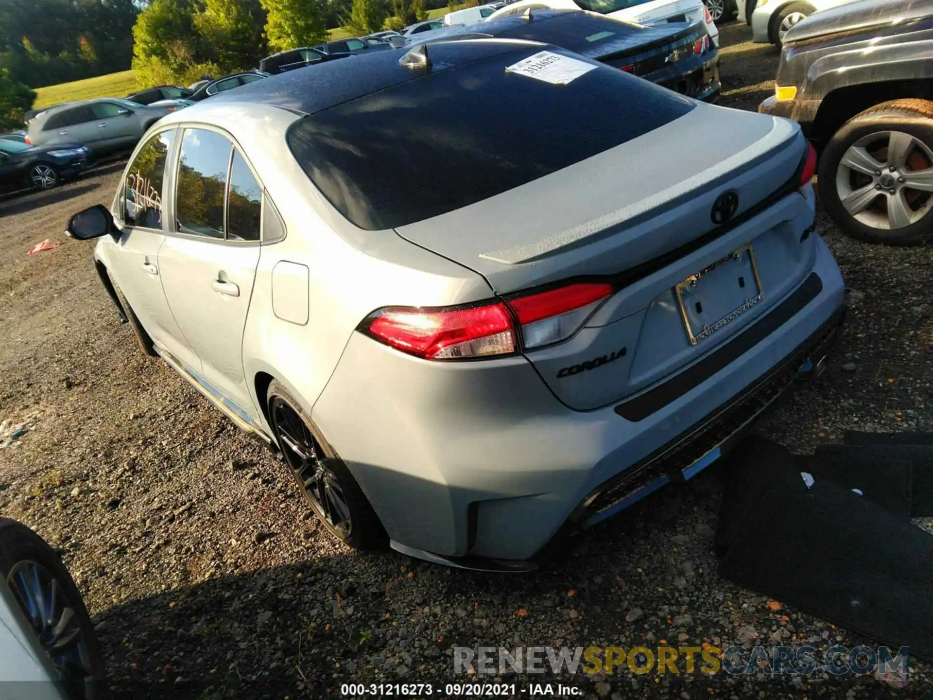 3 Photograph of a damaged car 5YFS4MCE7MP095454 TOYOTA COROLLA 2021