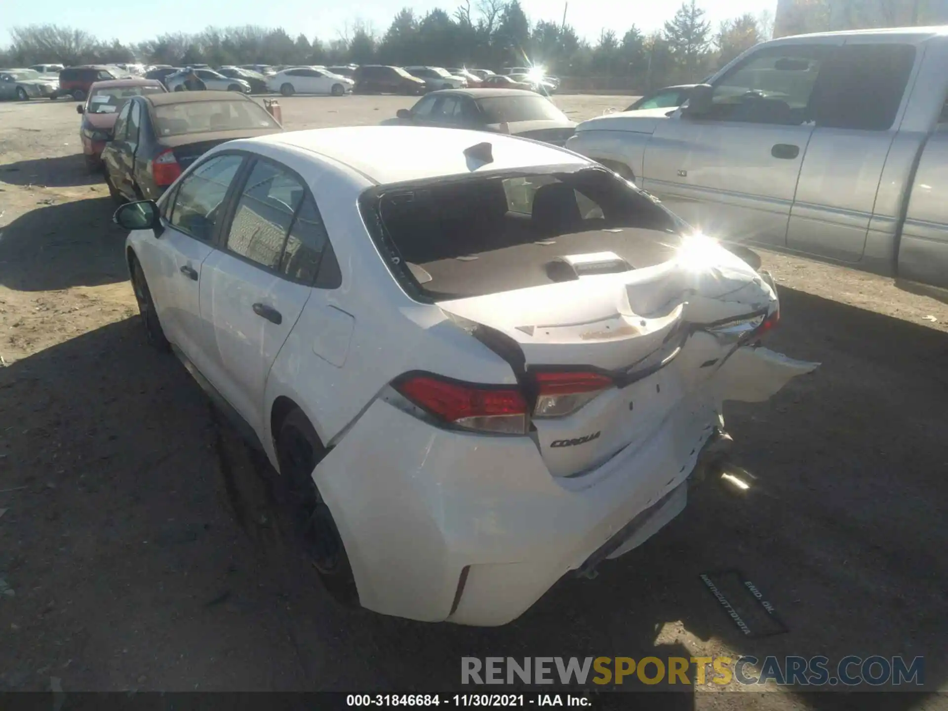 3 Photograph of a damaged car 5YFS4MCE7MP096362 TOYOTA COROLLA 2021