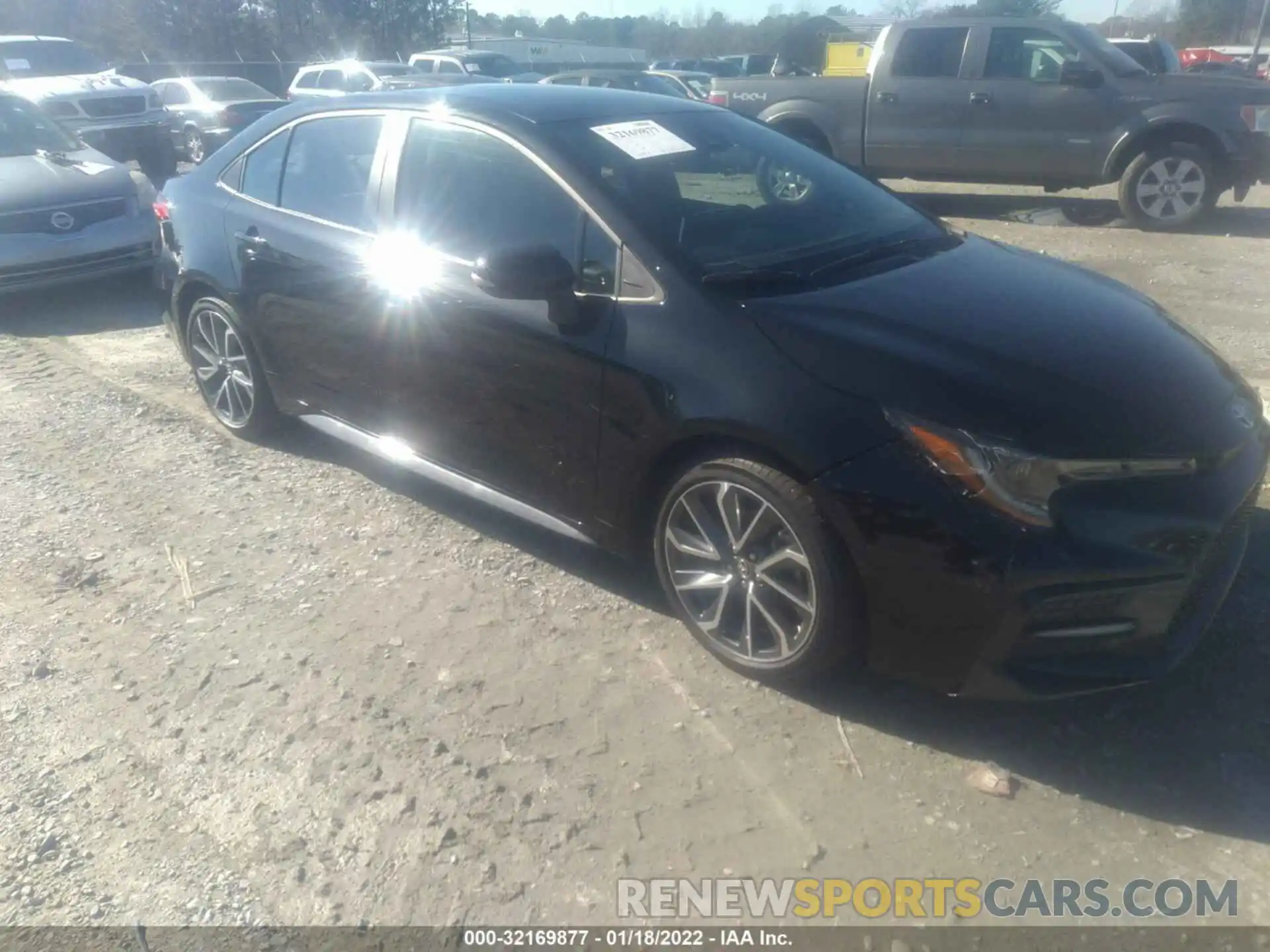 1 Photograph of a damaged car 5YFS4MCE8MP059157 TOYOTA COROLLA 2021