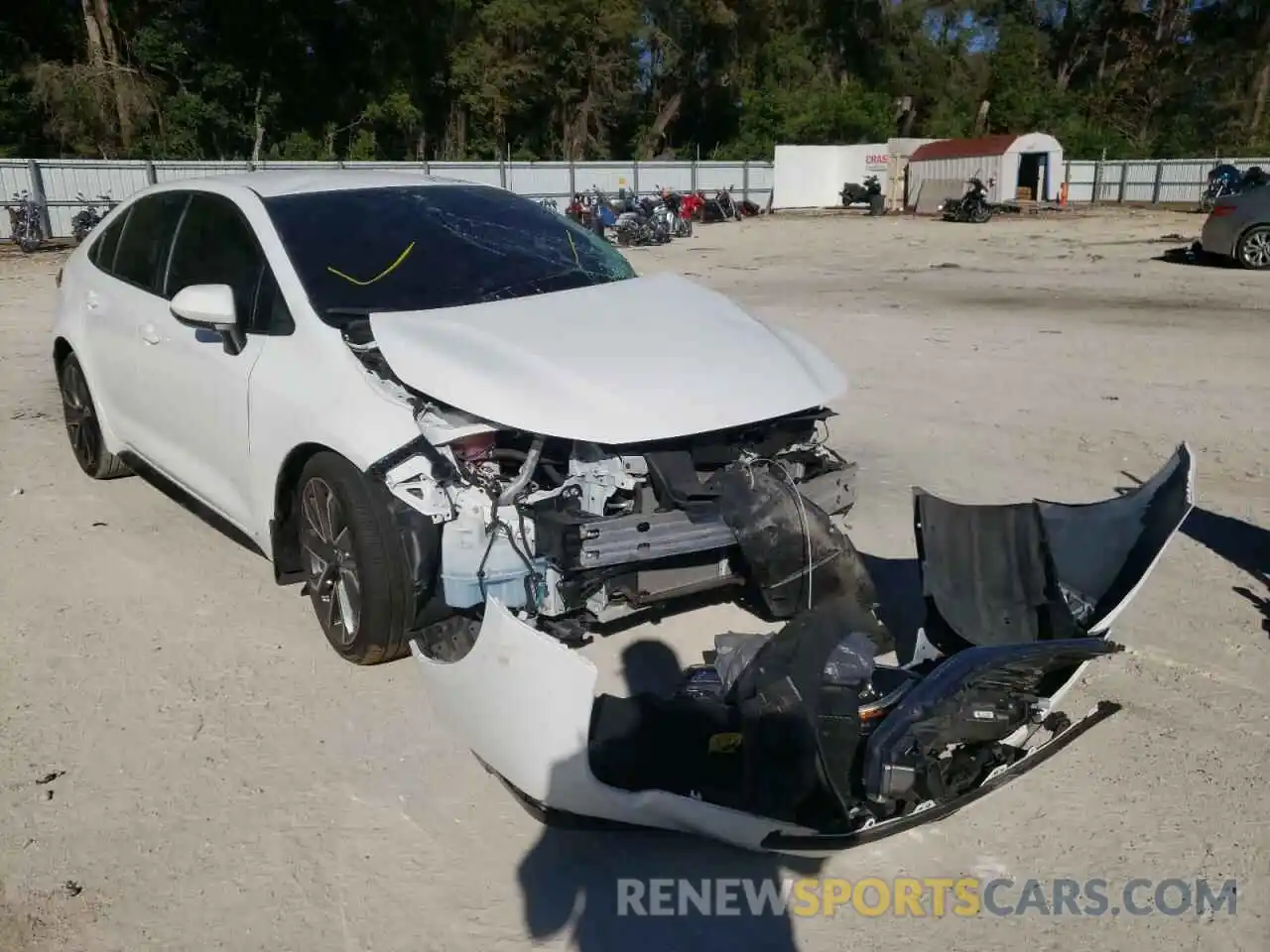 1 Photograph of a damaged car 5YFS4MCE8MP060504 TOYOTA COROLLA 2021