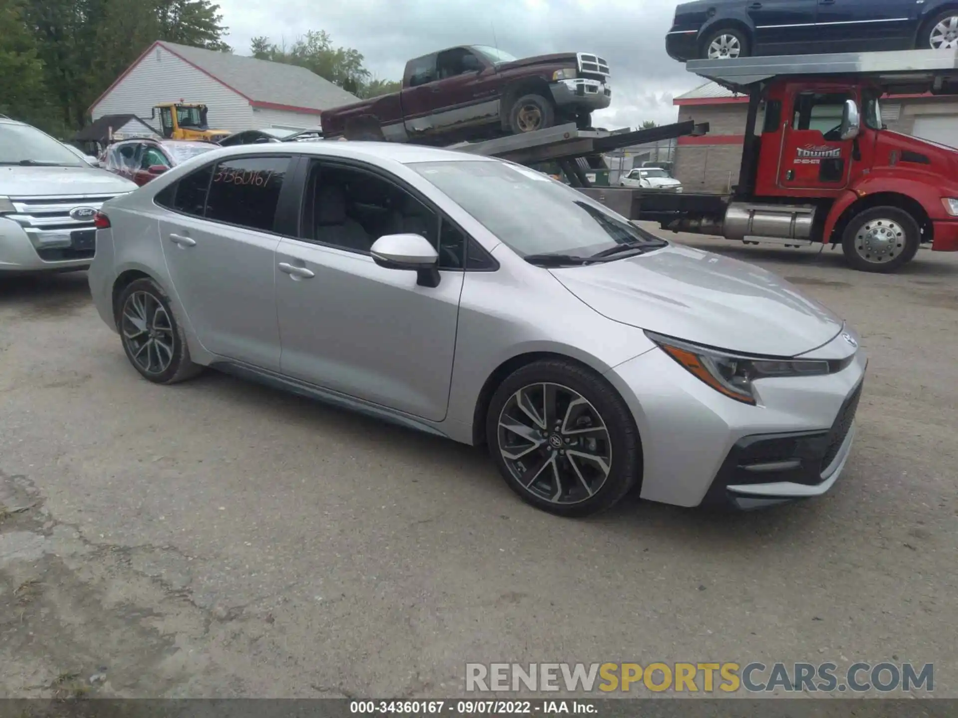 1 Photograph of a damaged car 5YFS4MCE8MP061989 TOYOTA COROLLA 2021