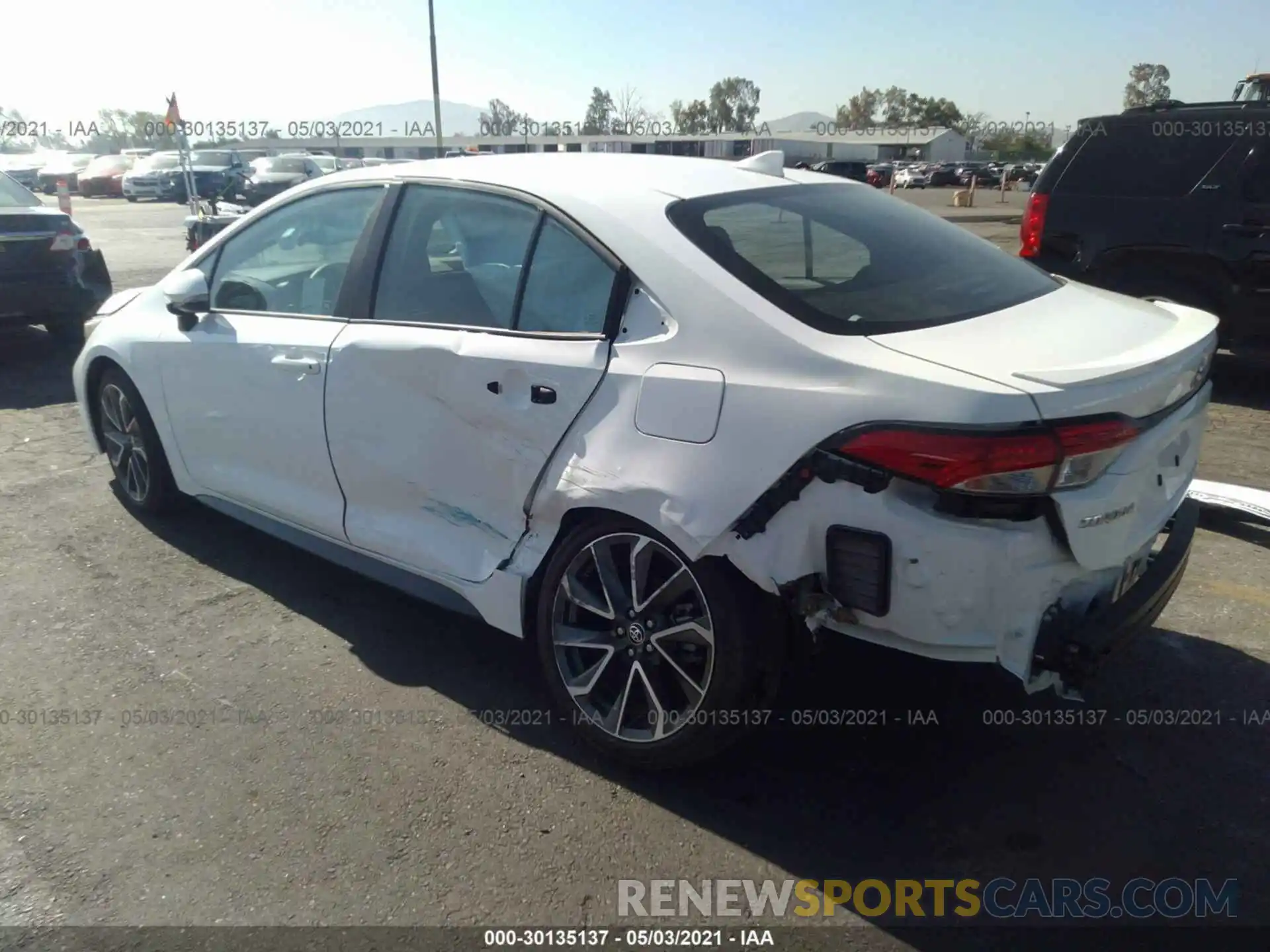 3 Photograph of a damaged car 5YFS4MCE8MP066691 TOYOTA COROLLA 2021