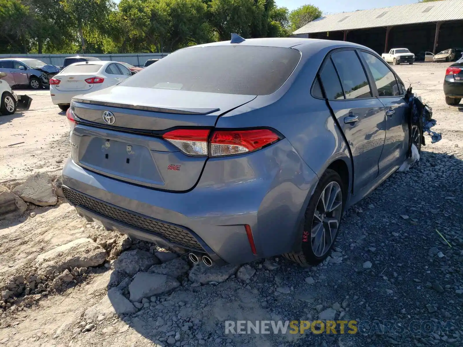 4 Photograph of a damaged car 5YFS4MCE8MP073186 TOYOTA COROLLA 2021