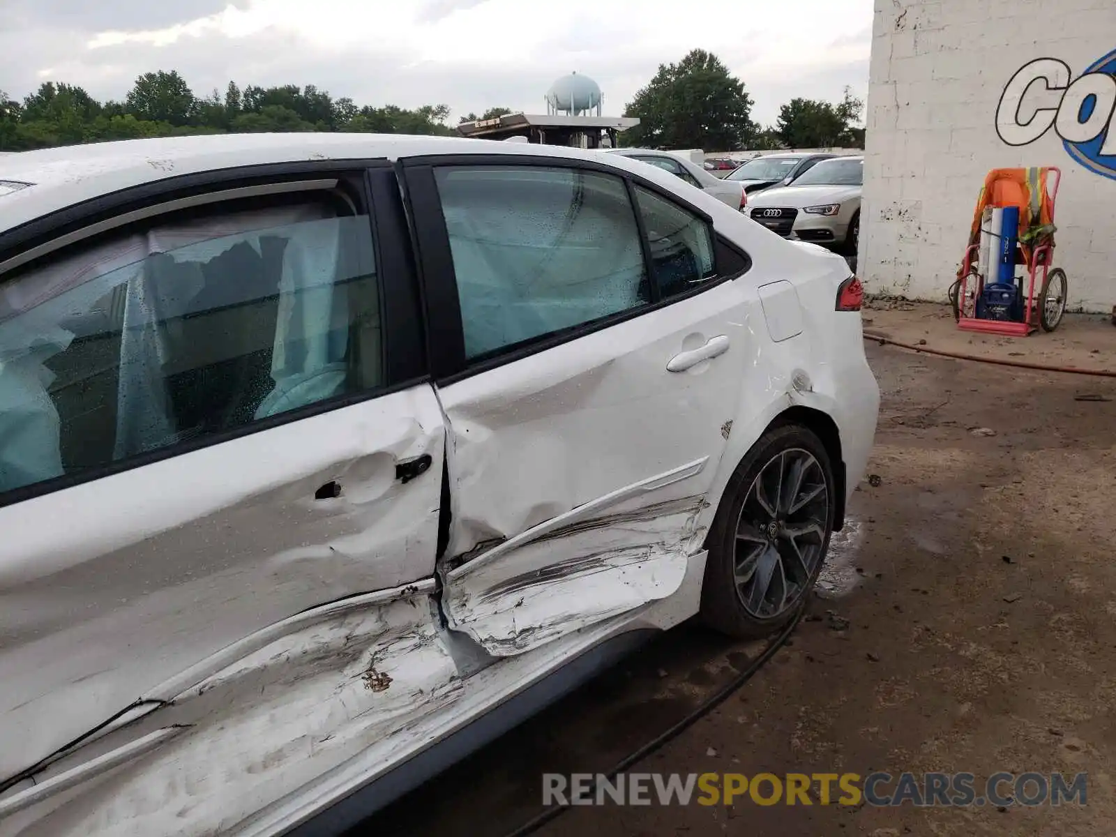 10 Photograph of a damaged car 5YFS4MCE8MP073298 TOYOTA COROLLA 2021