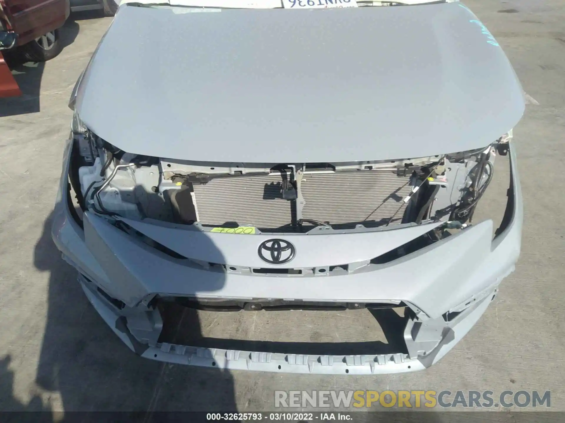 6 Photograph of a damaged car 5YFS4MCE8MP074001 TOYOTA COROLLA 2021