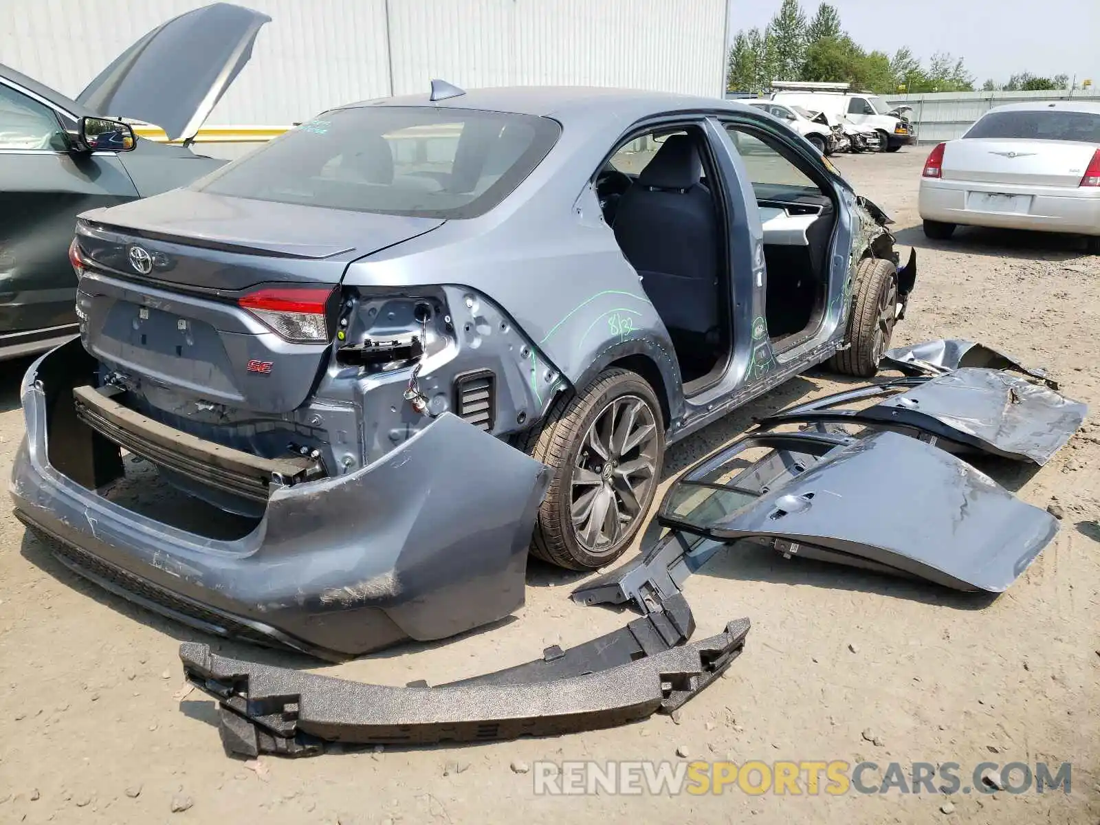 4 Photograph of a damaged car 5YFS4MCE8MP083085 TOYOTA COROLLA 2021