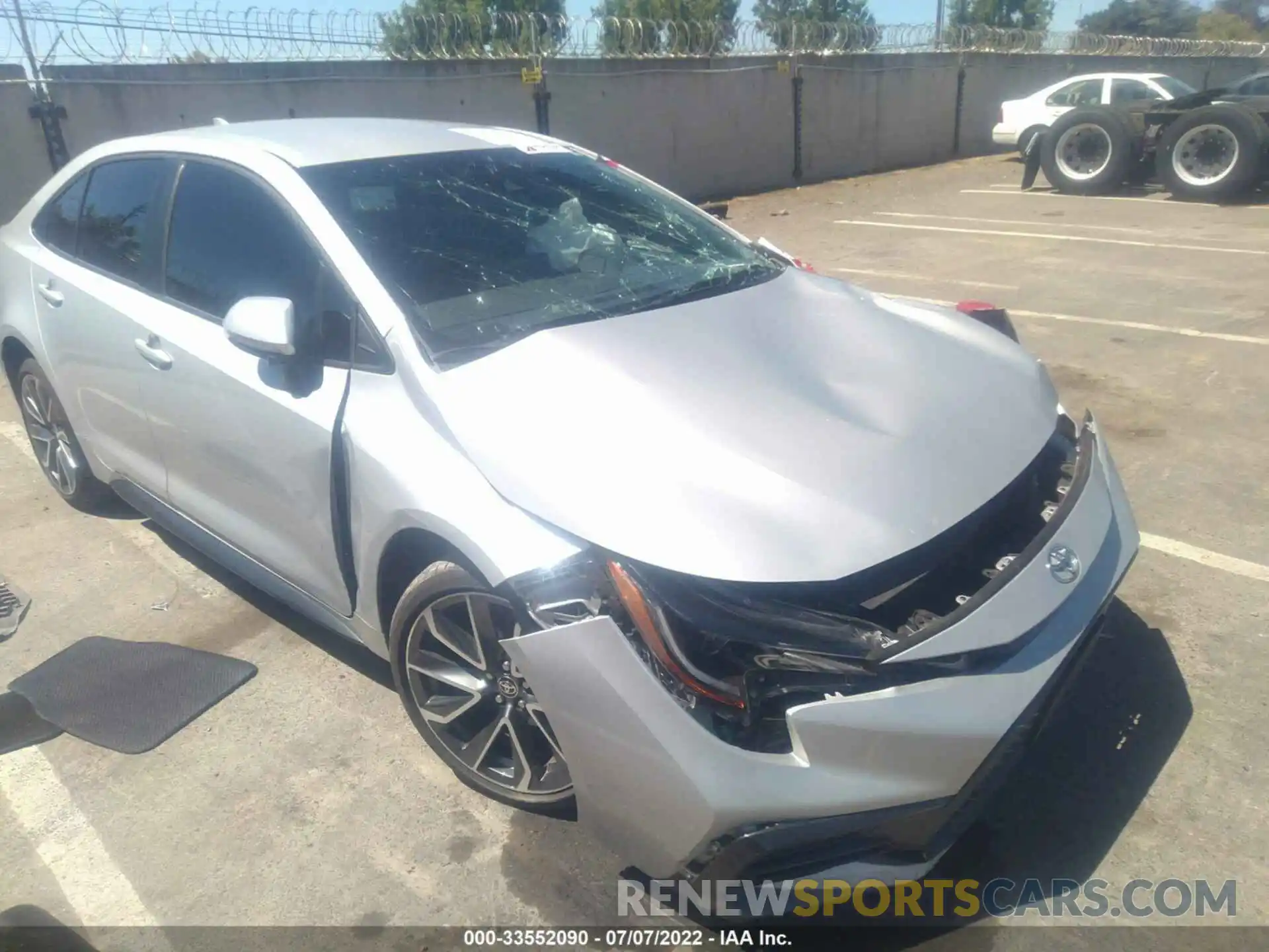 1 Photograph of a damaged car 5YFS4MCE8MP091526 TOYOTA COROLLA 2021