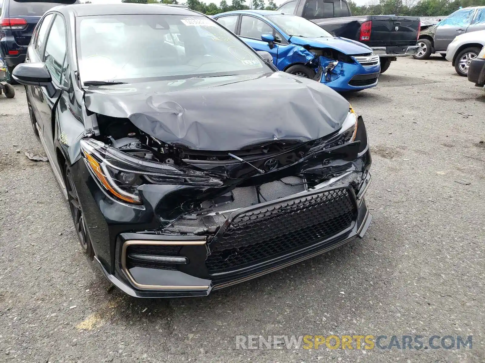 9 Photograph of a damaged car 5YFS4MCE8MP092868 TOYOTA COROLLA 2021