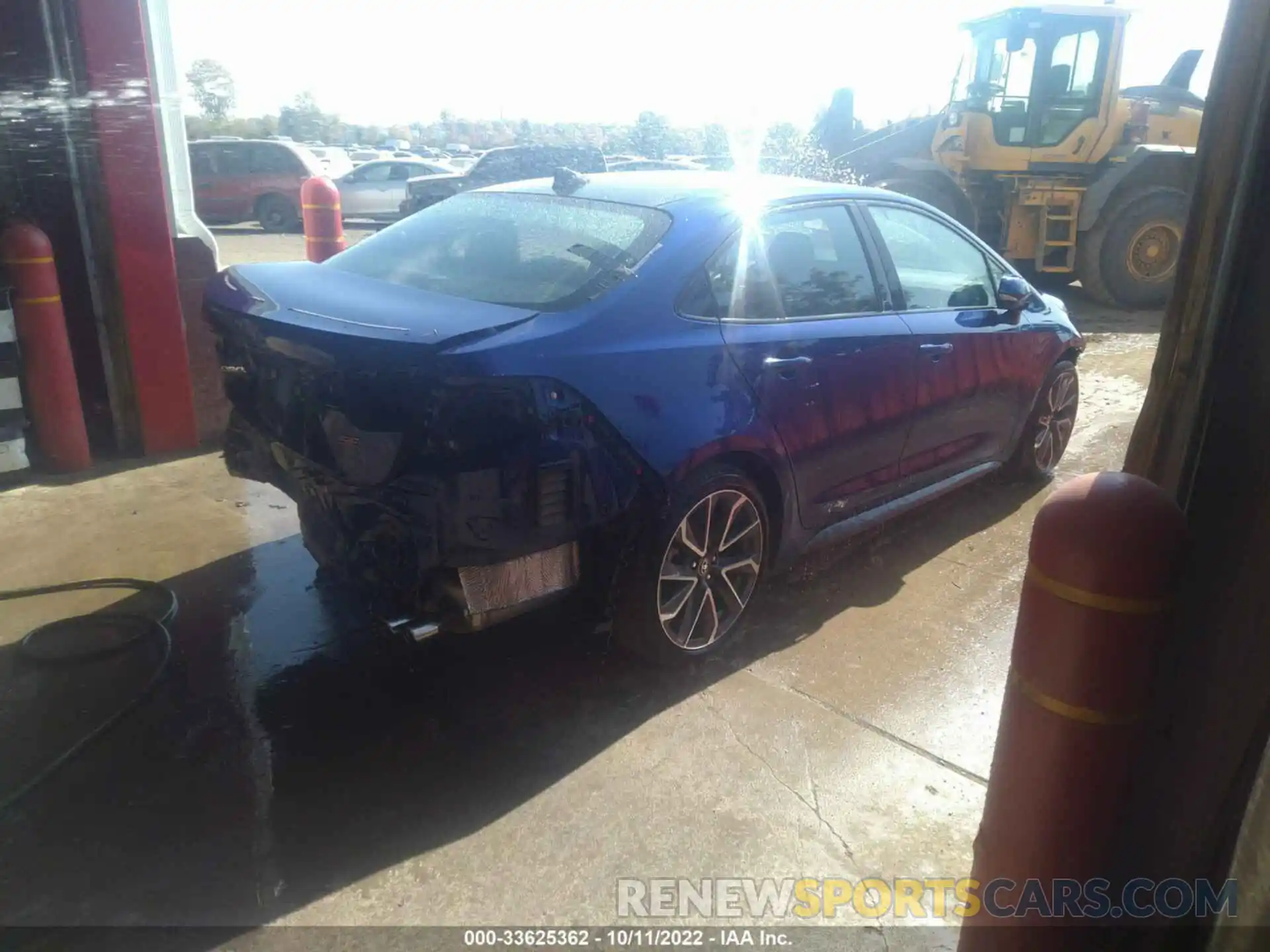 4 Photograph of a damaged car 5YFS4MCE8MP094104 TOYOTA COROLLA 2021