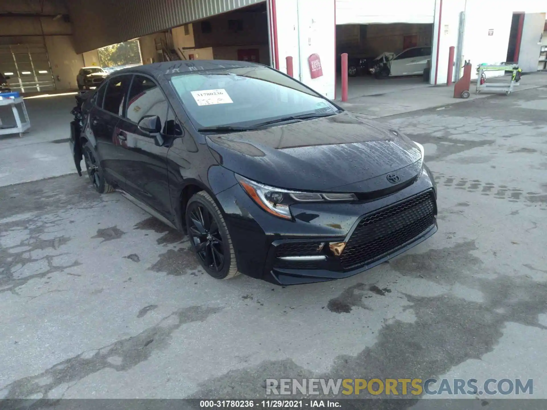 1 Photograph of a damaged car 5YFS4MCE8MP096290 TOYOTA COROLLA 2021