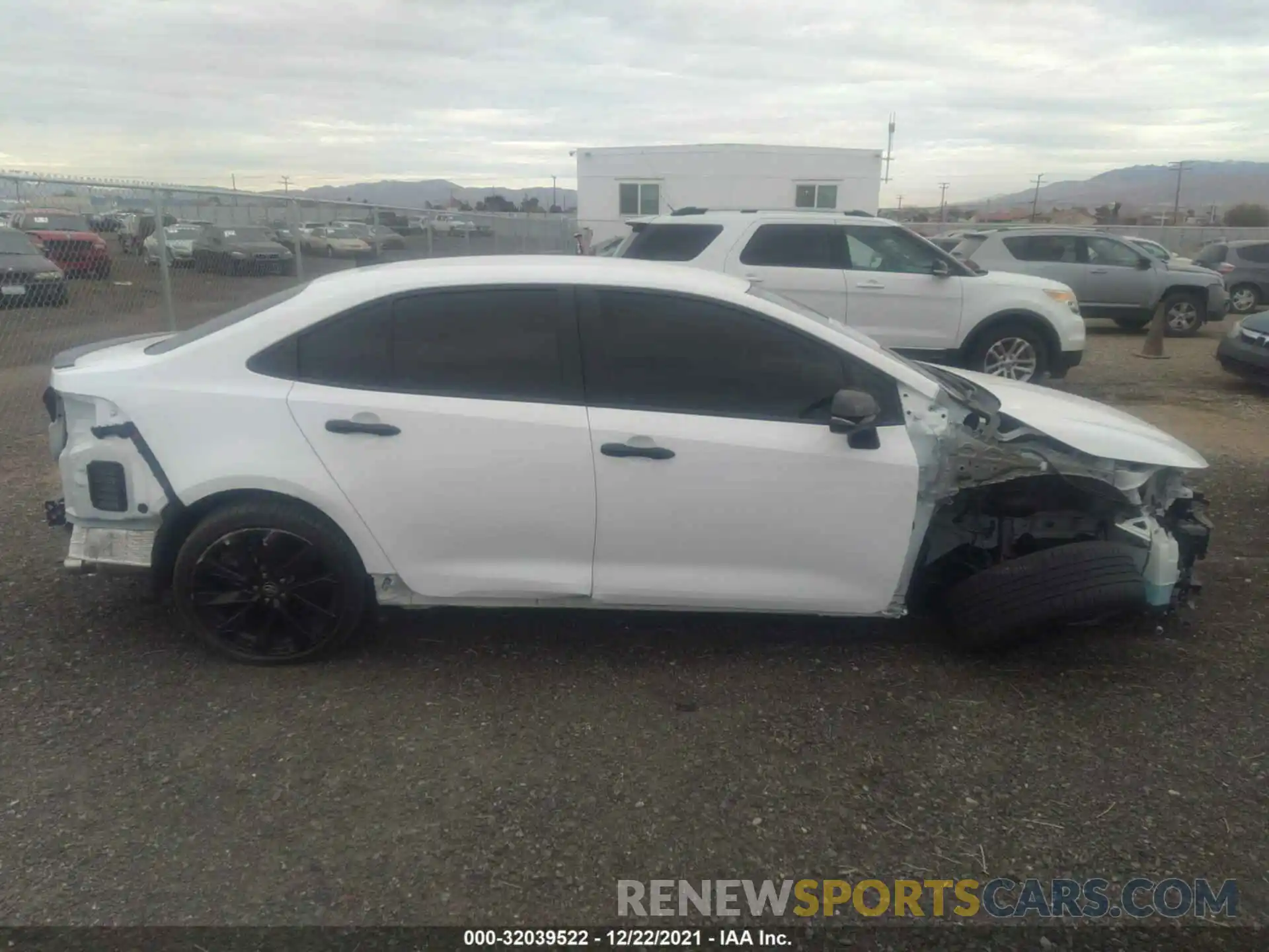 6 Photograph of a damaged car 5YFS4MCE8MP096645 TOYOTA COROLLA 2021