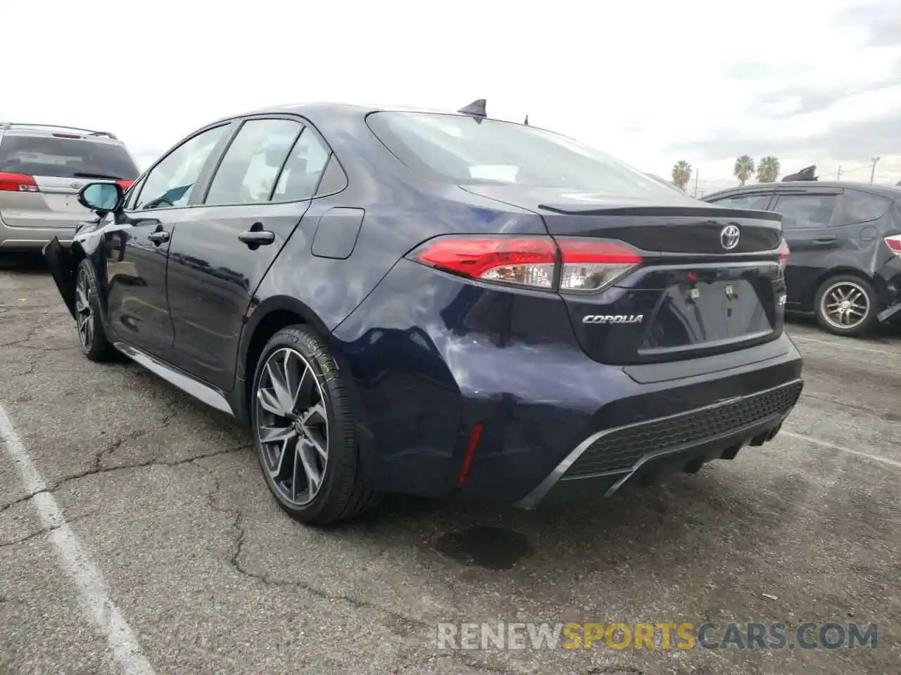 3 Photograph of a damaged car 5YFS4MCE9MP058437 TOYOTA COROLLA 2021