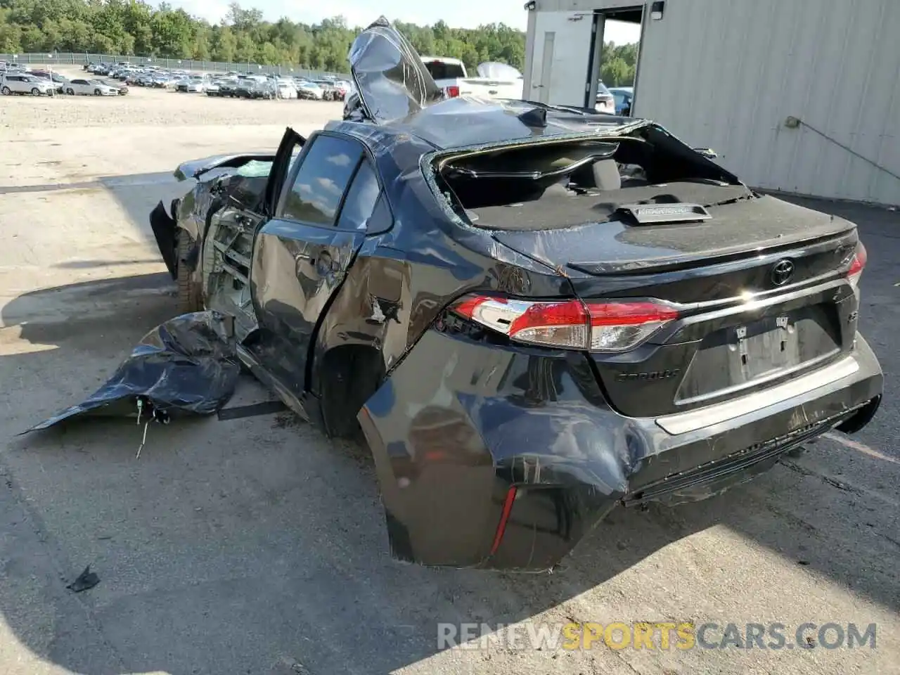 3 Photograph of a damaged car 5YFS4MCE9MP061628 TOYOTA COROLLA 2021