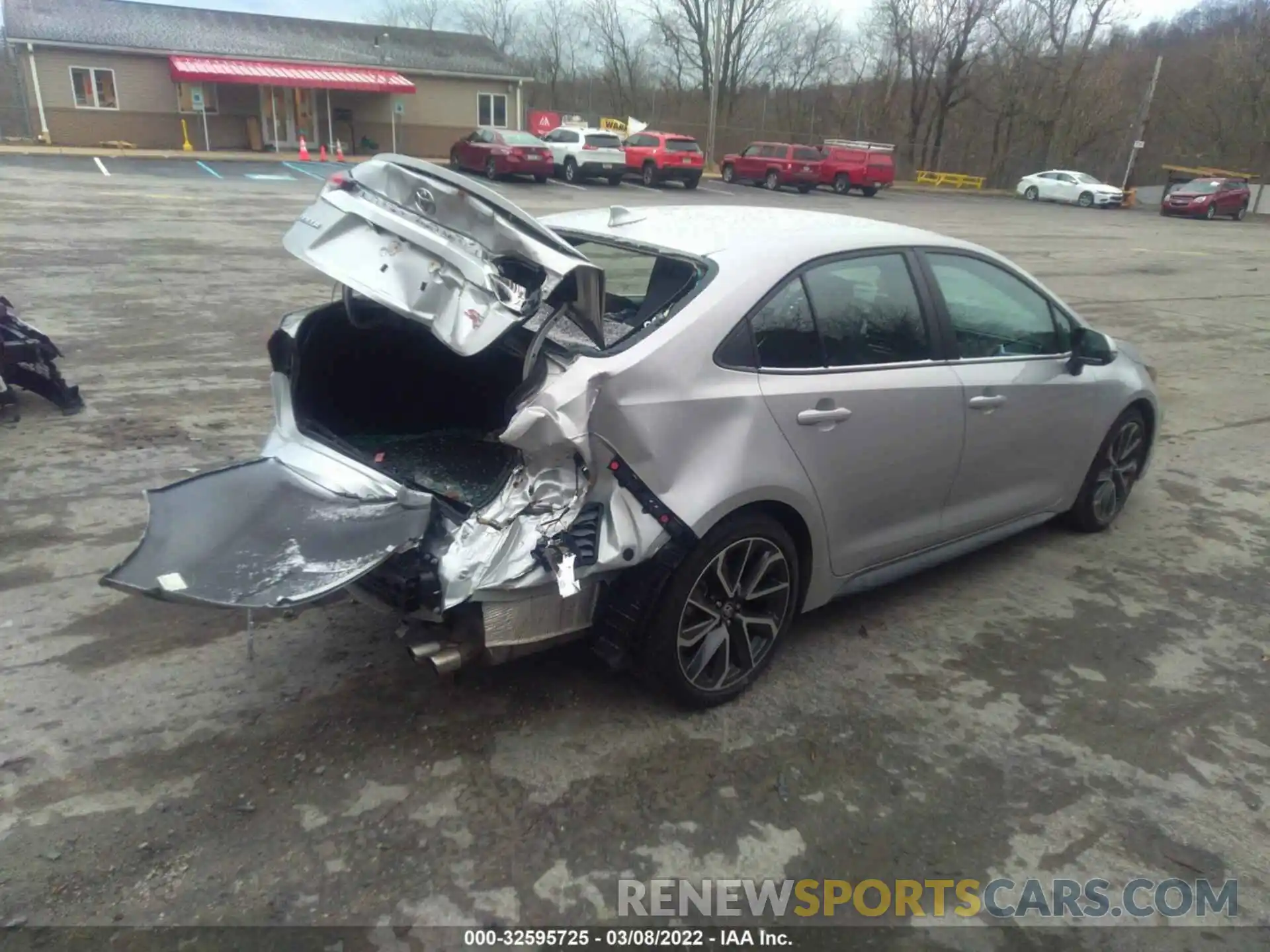 4 Photograph of a damaged car 5YFS4MCE9MP061998 TOYOTA COROLLA 2021