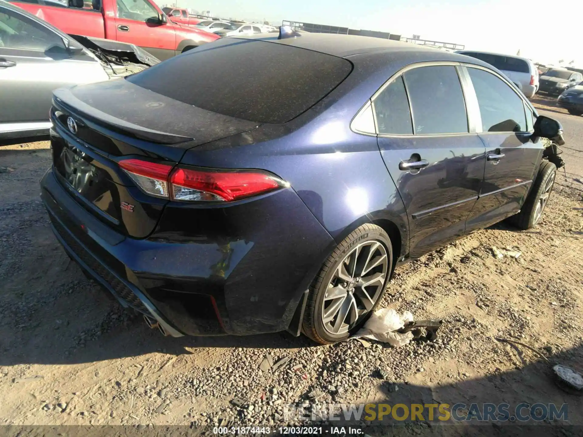 4 Photograph of a damaged car 5YFS4MCE9MP066750 TOYOTA COROLLA 2021