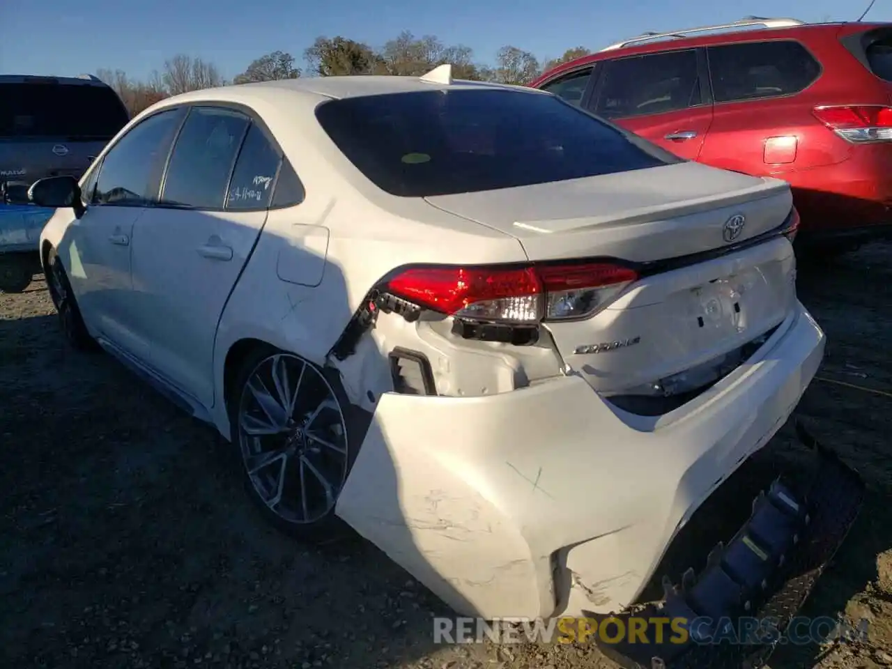 3 Photograph of a damaged car 5YFS4MCE9MP067204 TOYOTA COROLLA 2021