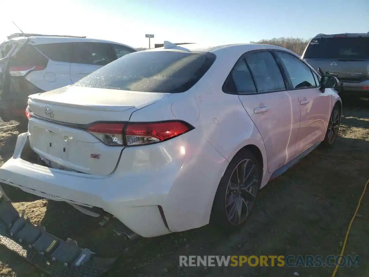 4 Photograph of a damaged car 5YFS4MCE9MP067204 TOYOTA COROLLA 2021