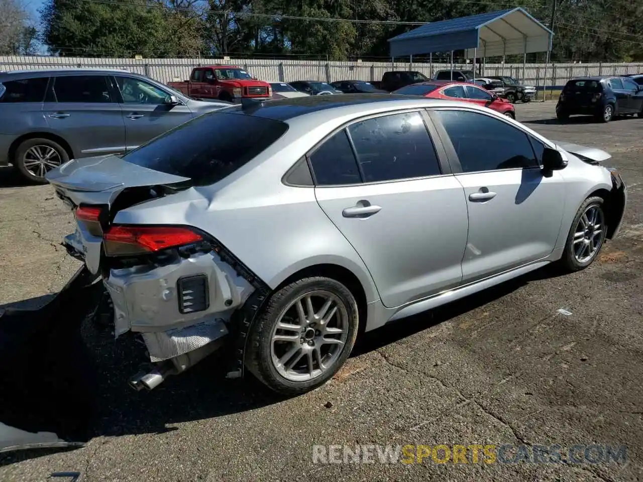 3 Photograph of a damaged car 5YFS4MCE9MP067669 TOYOTA COROLLA 2021