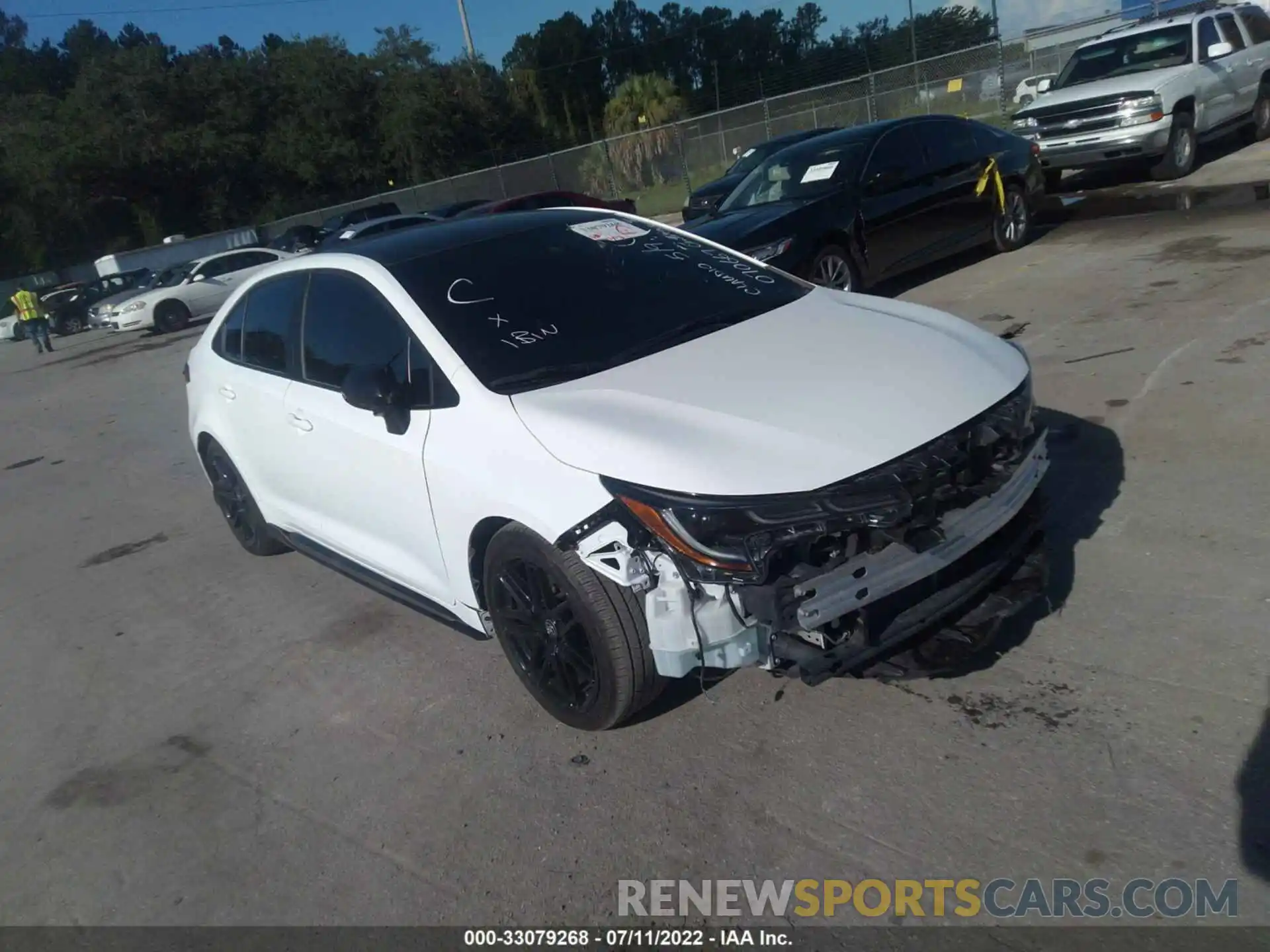 1 Photograph of a damaged car 5YFS4MCE9MP070667 TOYOTA COROLLA 2021