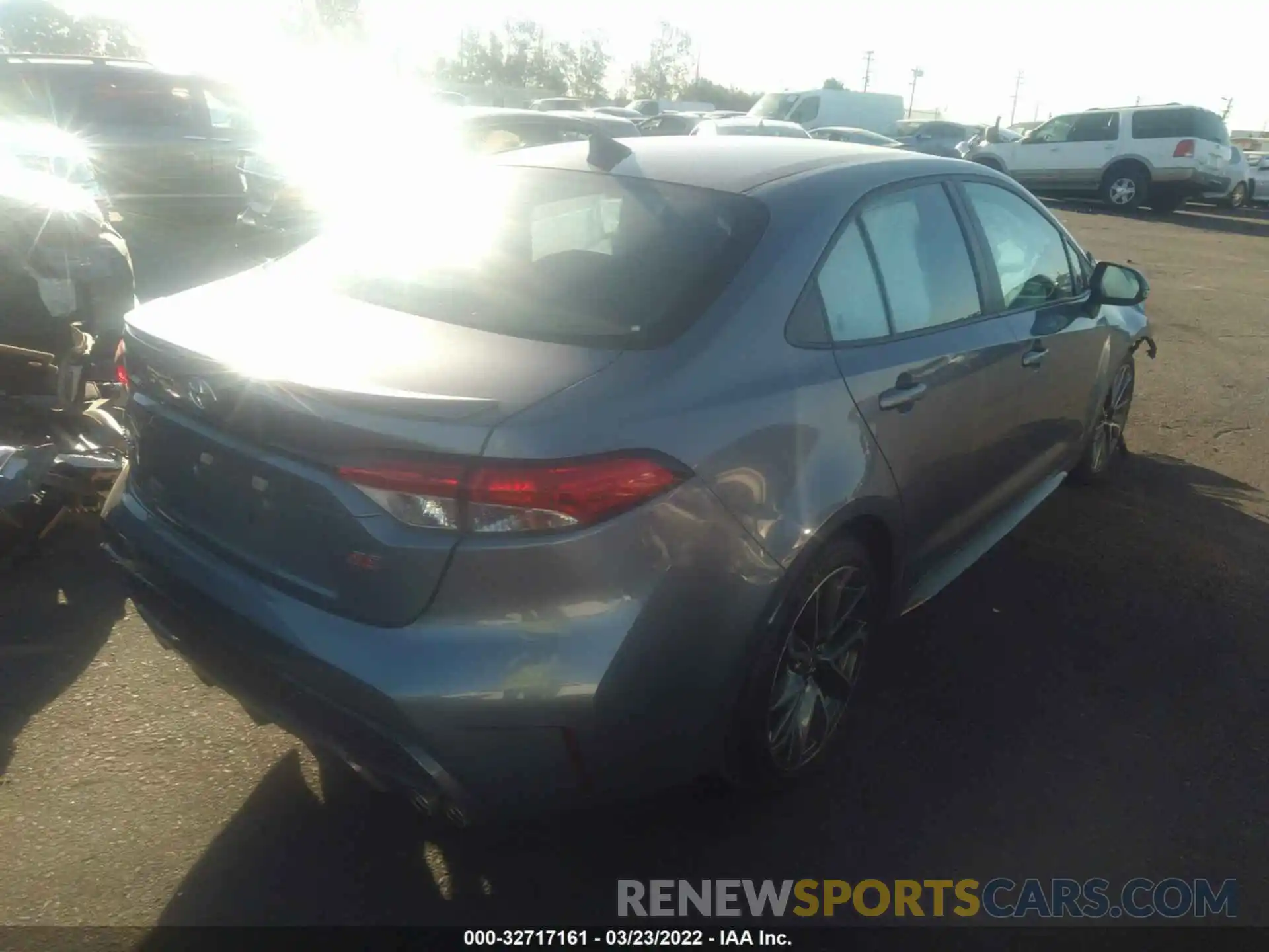 4 Photograph of a damaged car 5YFS4MCE9MP070832 TOYOTA COROLLA 2021