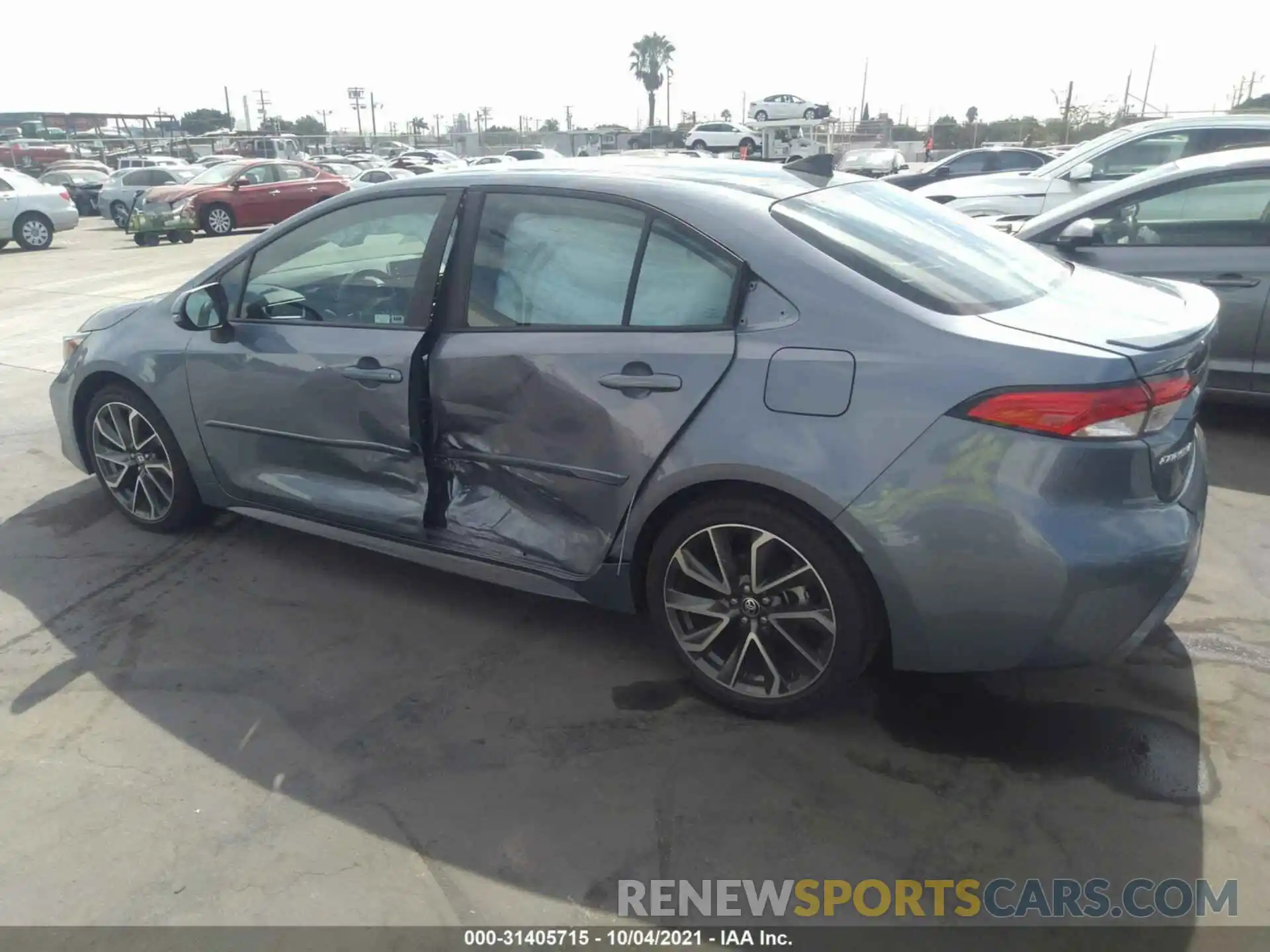 3 Photograph of a damaged car 5YFS4MCE9MP077313 TOYOTA COROLLA 2021