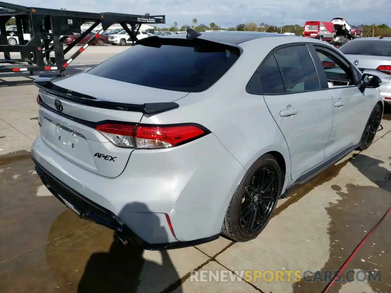 4 Photograph of a damaged car 5YFS4MCE9MP077764 TOYOTA COROLLA 2021