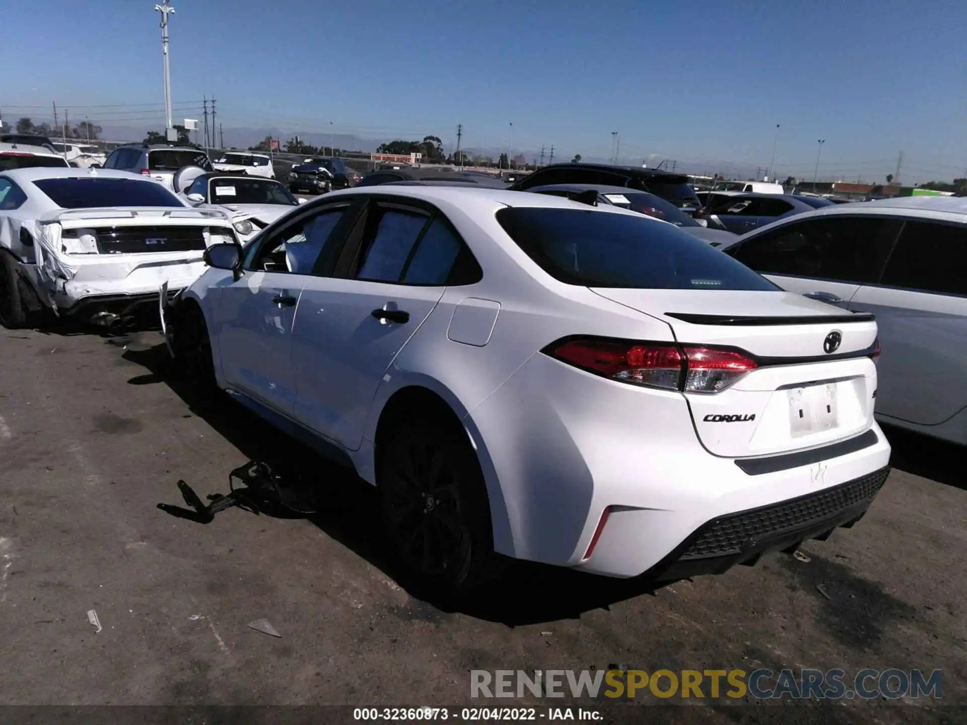 3 Photograph of a damaged car 5YFS4MCE9MP083788 TOYOTA COROLLA 2021