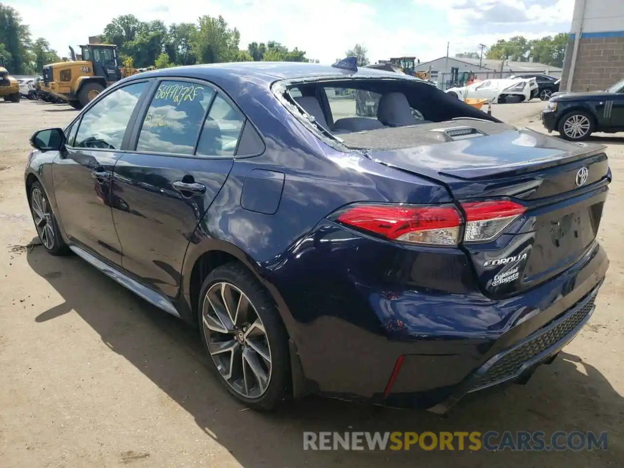 3 Photograph of a damaged car 5YFS4MCE9MP088084 TOYOTA COROLLA 2021