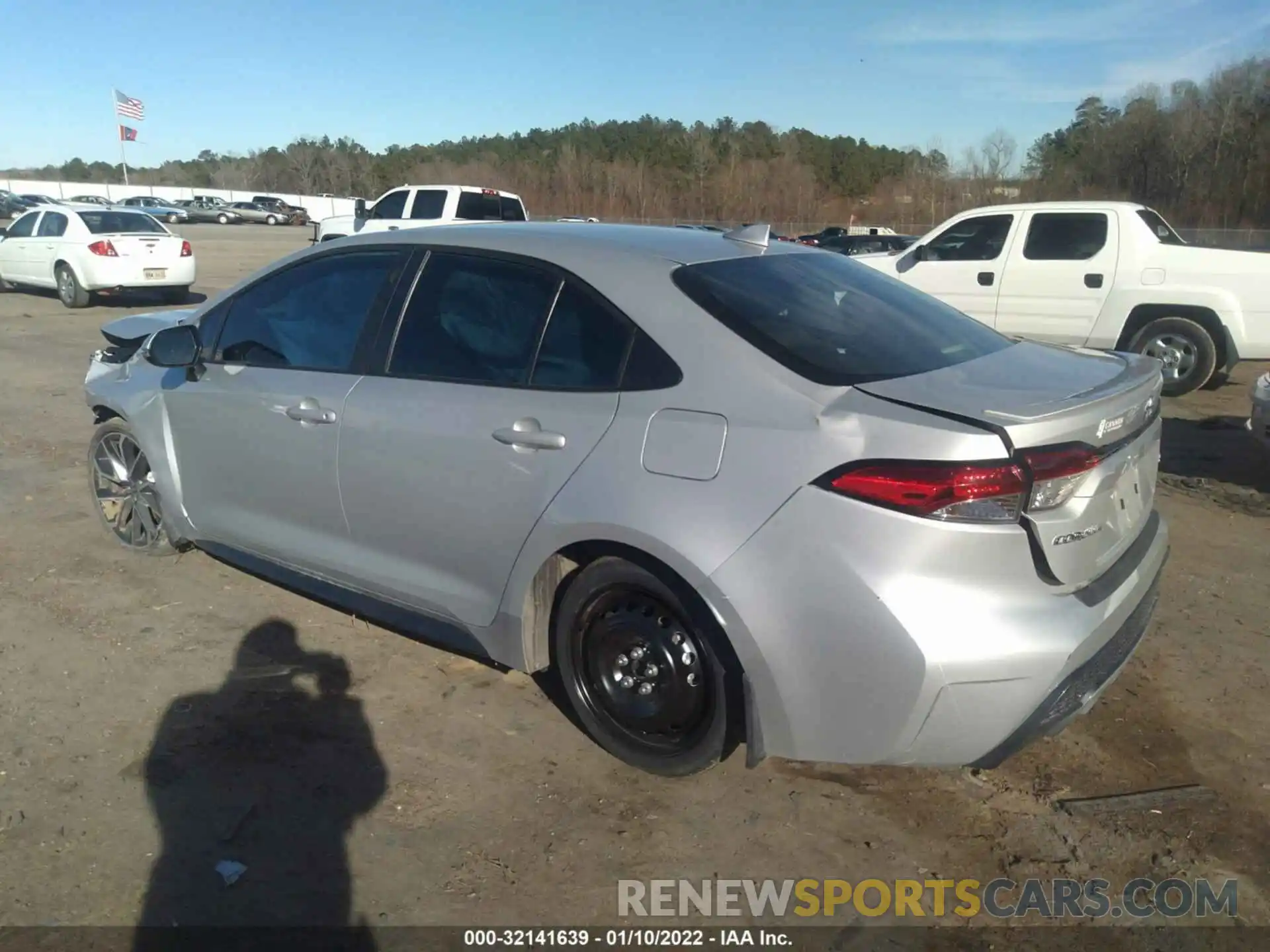 3 Photograph of a damaged car 5YFS4MCE9MP091454 TOYOTA COROLLA 2021