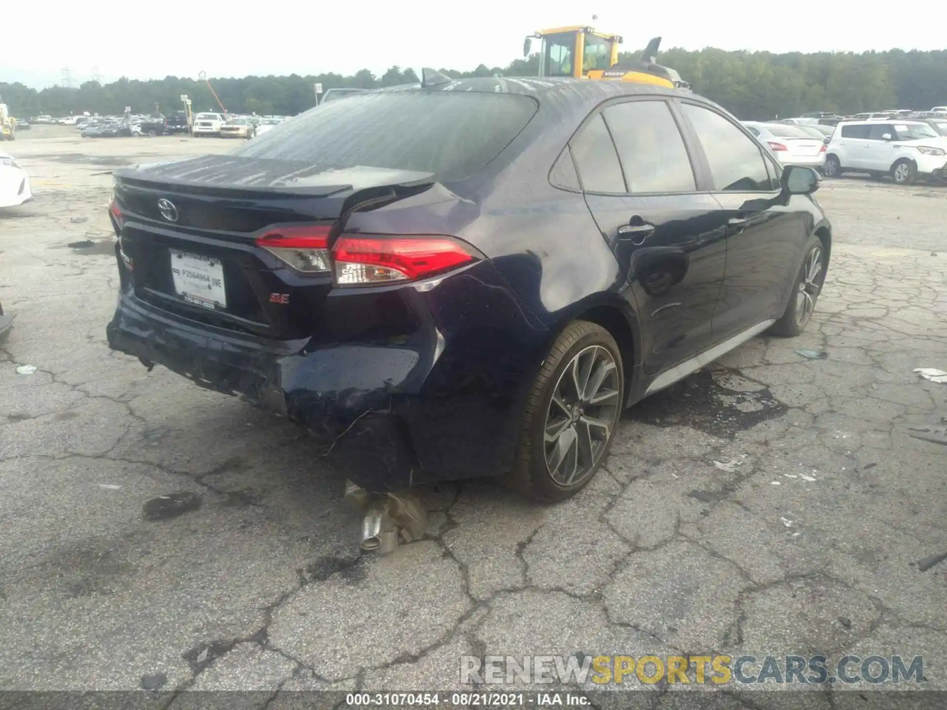 4 Photograph of a damaged car 5YFS4MCE9MP095729 TOYOTA COROLLA 2021