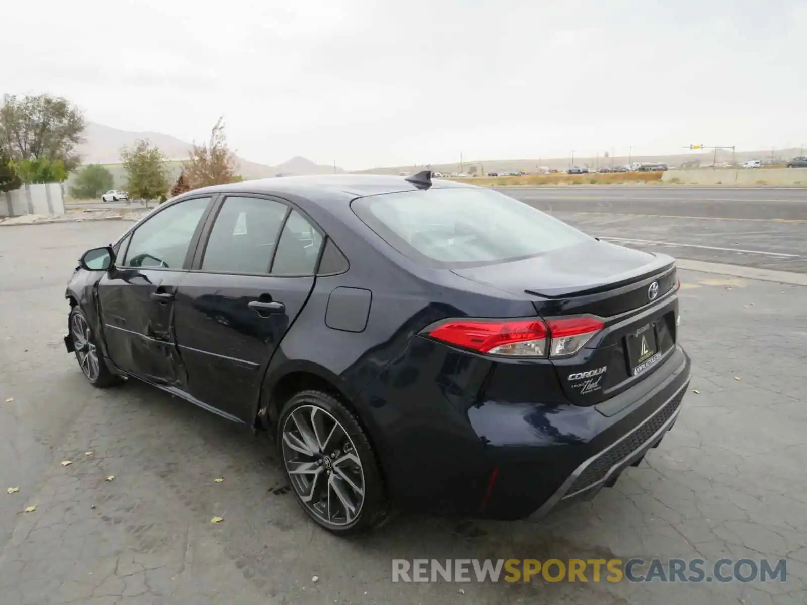 3 Photograph of a damaged car 5YFS4MCEXMP057829 TOYOTA COROLLA 2021