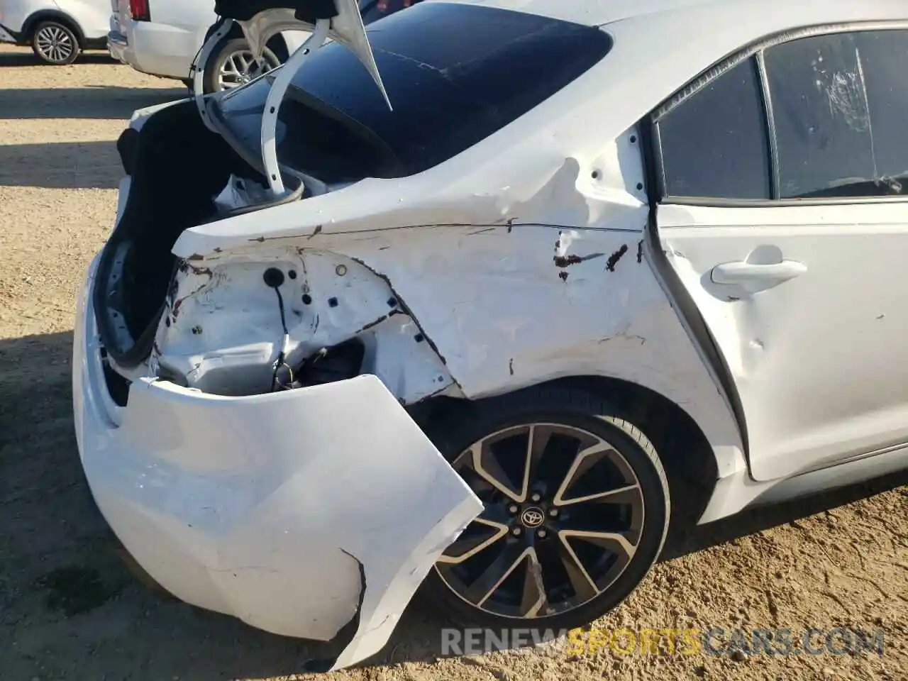 9 Photograph of a damaged car 5YFS4MCEXMP060584 TOYOTA COROLLA 2021