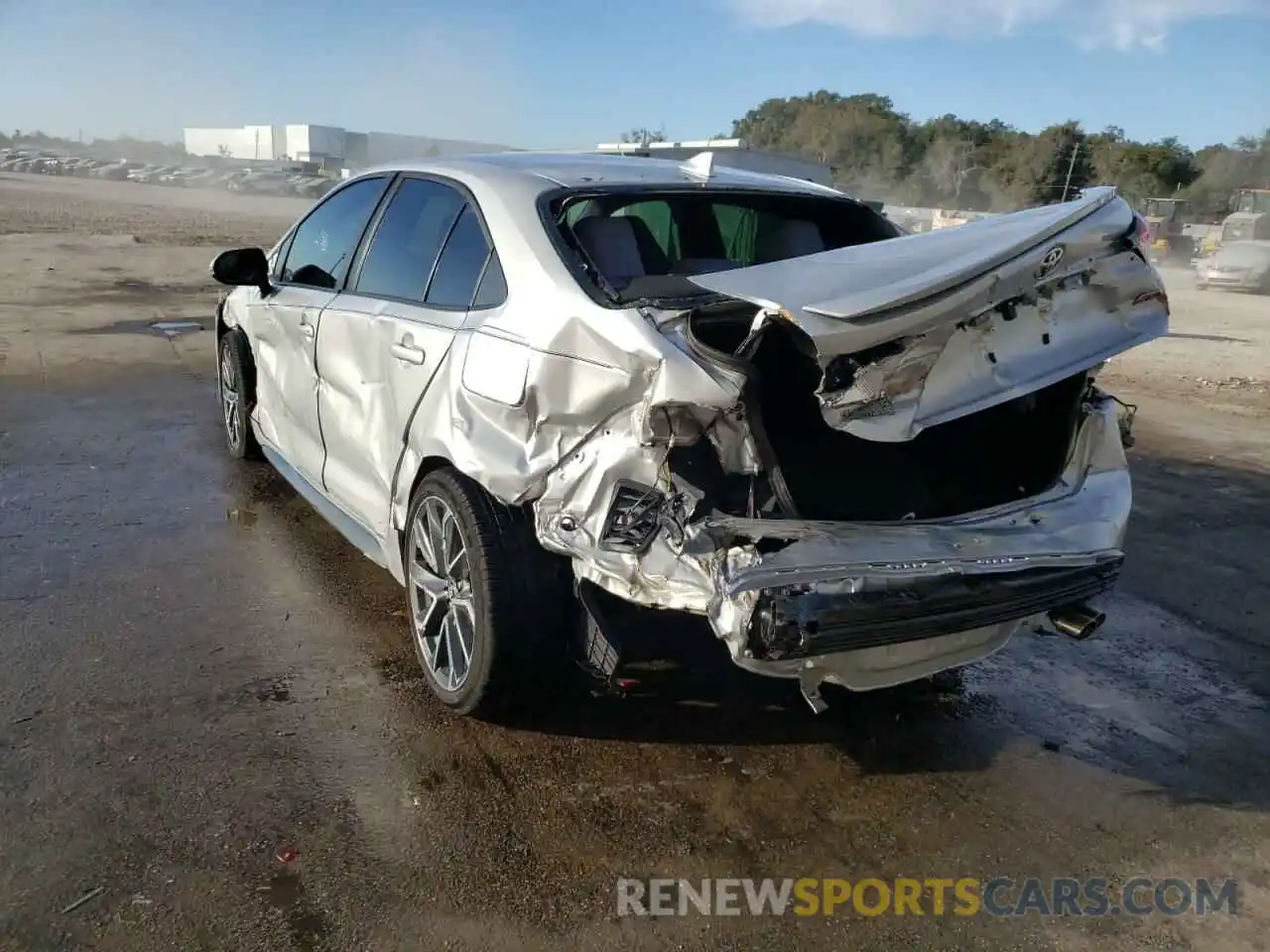 3 Photograph of a damaged car 5YFS4MCEXMP060715 TOYOTA COROLLA 2021