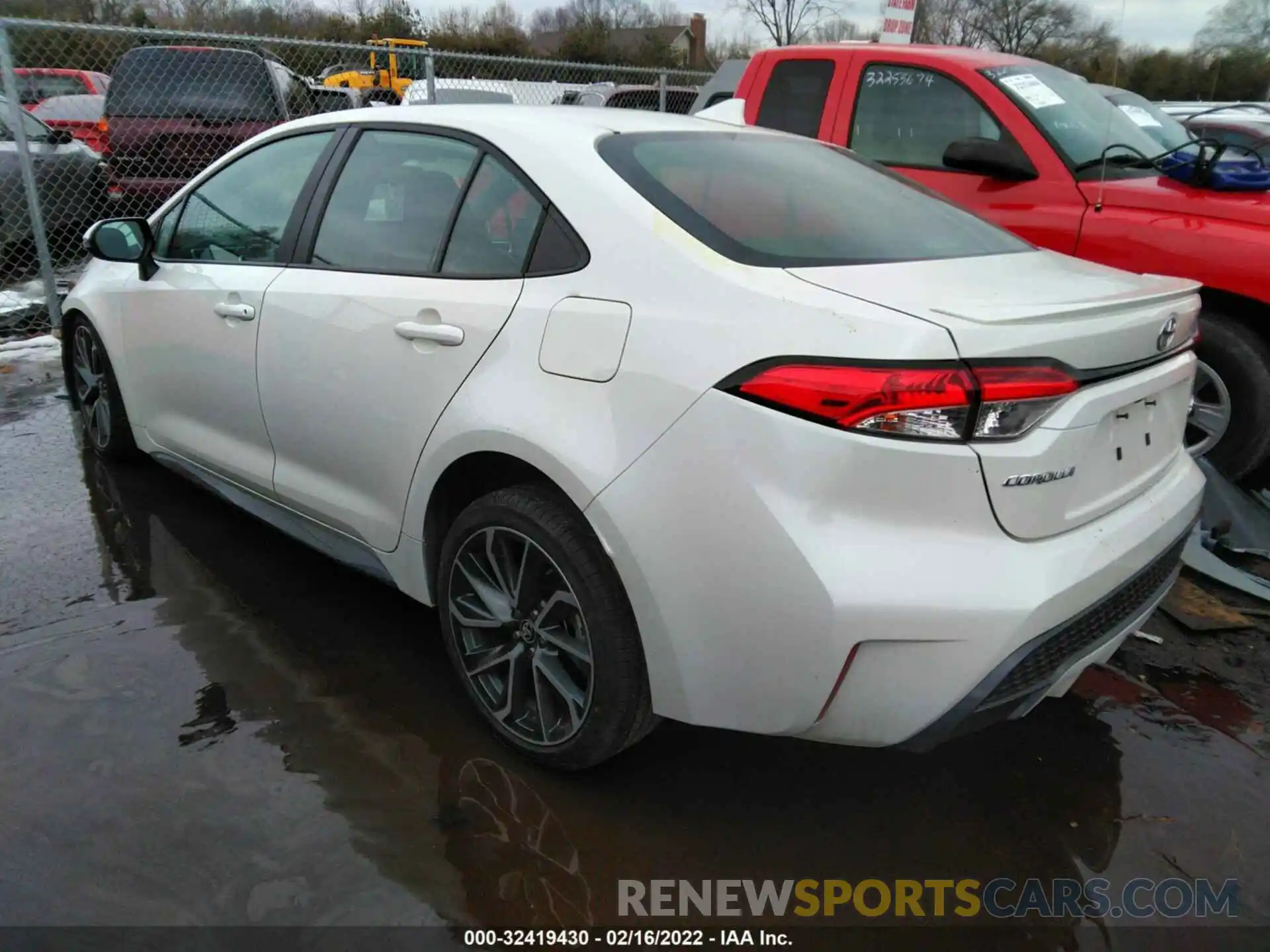 3 Photograph of a damaged car 5YFS4MCEXMP063744 TOYOTA COROLLA 2021